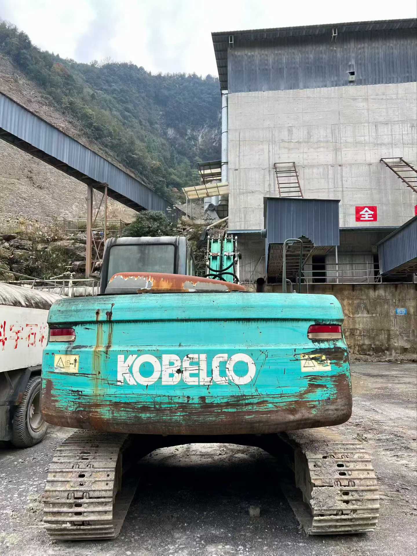 Used Kobelco SK130-8 Excavator 2011 Model / 2