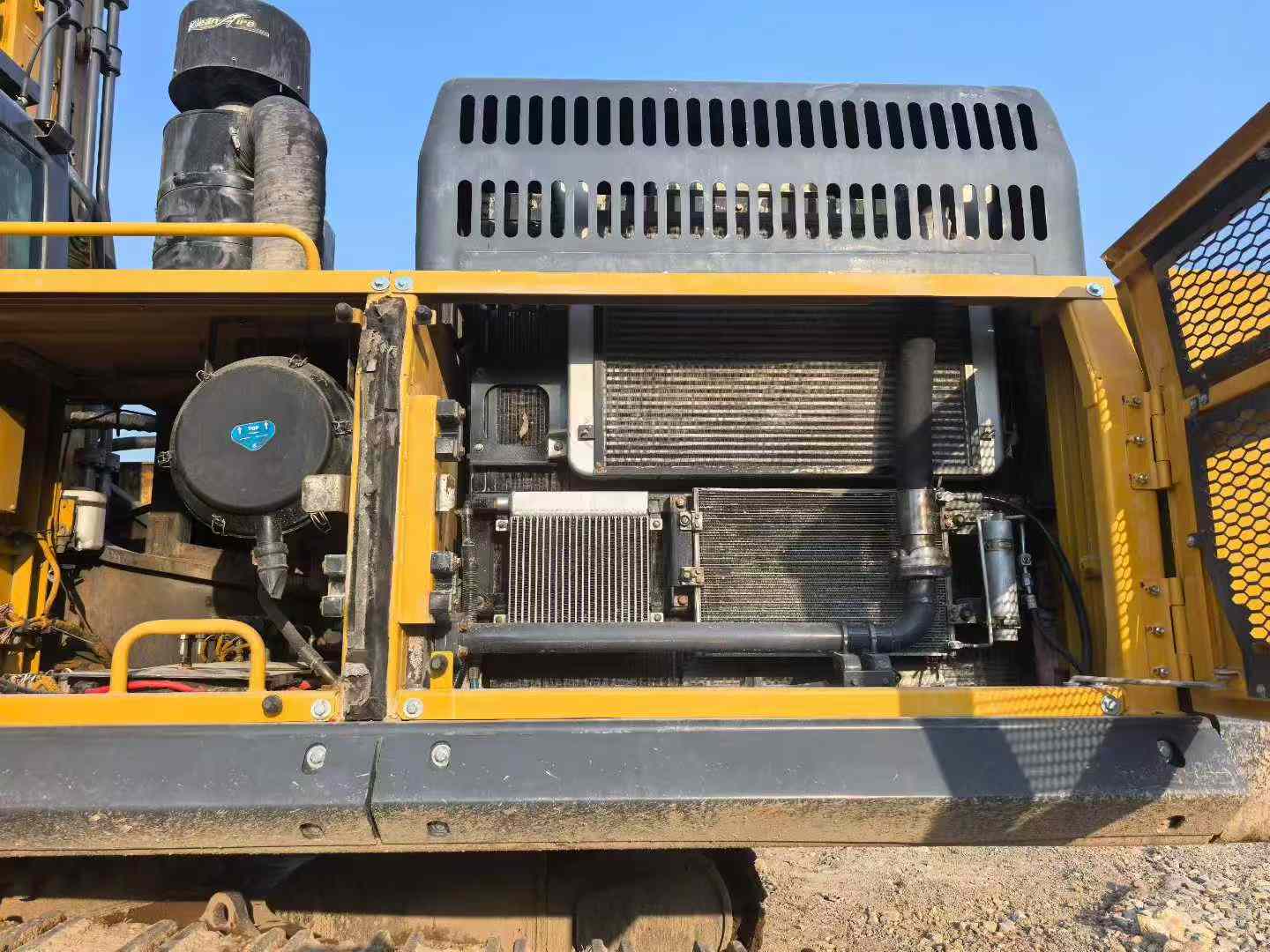 Used XCMG LW550KV Excavator 2022 Model / 3