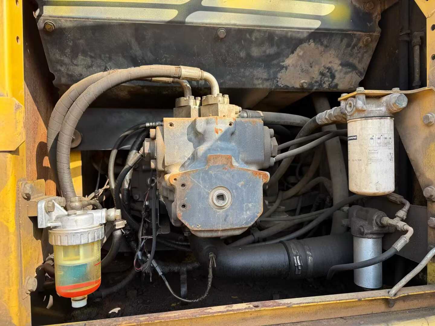 Used Komatsu PW220-7 Excavator 2016 Model / 7