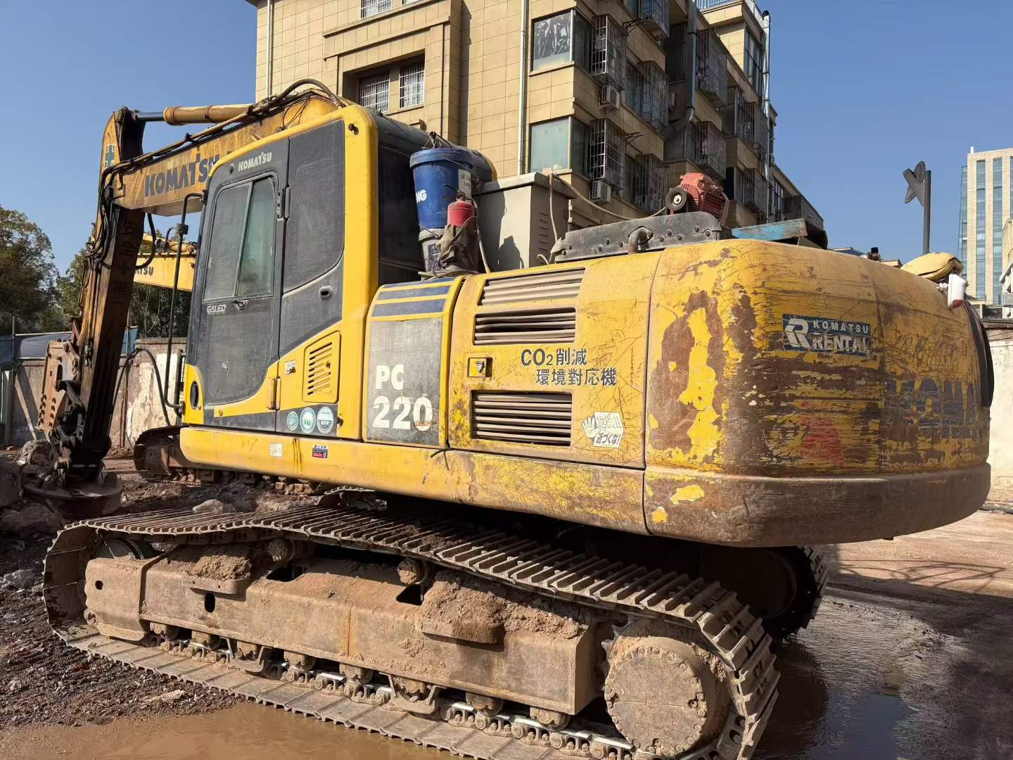 Used 小松 PC220-8 Excavator 2016 Model