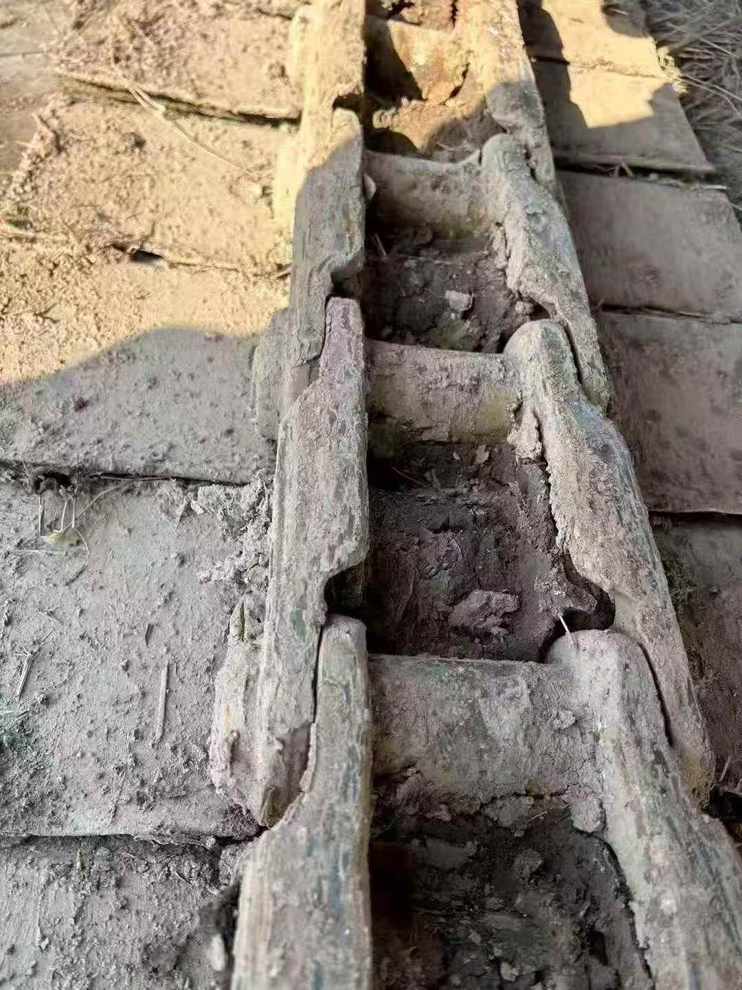 Used Hyundai R225-7 Excavator 2016 Model / 8