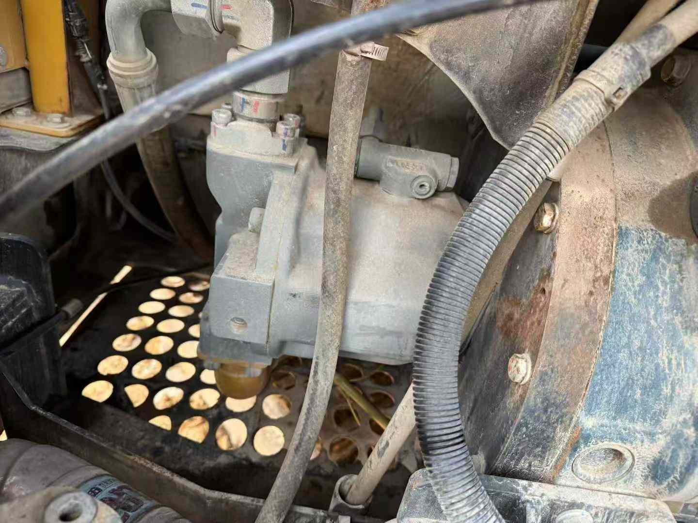 Used Sany SY60 Excavator 2020 Model / 4