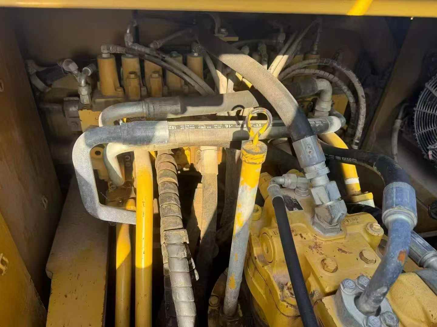 Used Caterpillar 326DL Excavator 2018 Model / 6