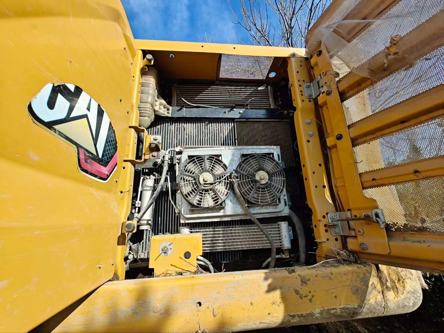 Used Caterpillar CT20 Excavator 2020 Model / 2