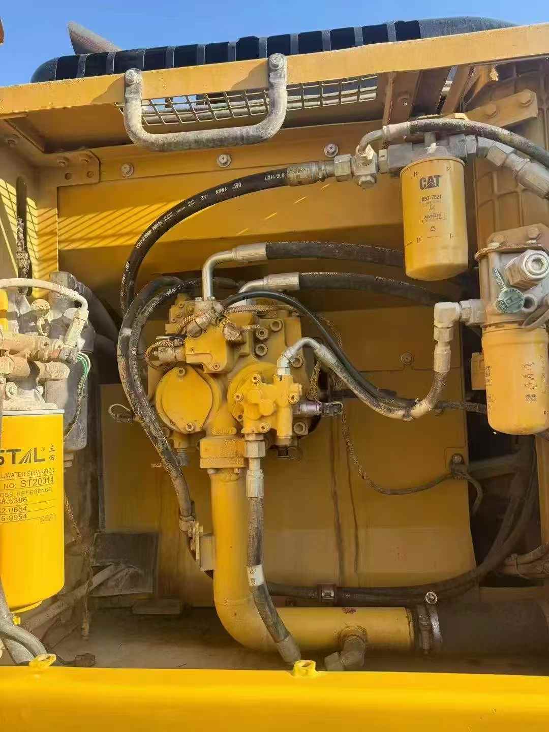 Used Caterpillar 326DL Excavator 2018 Model / 8