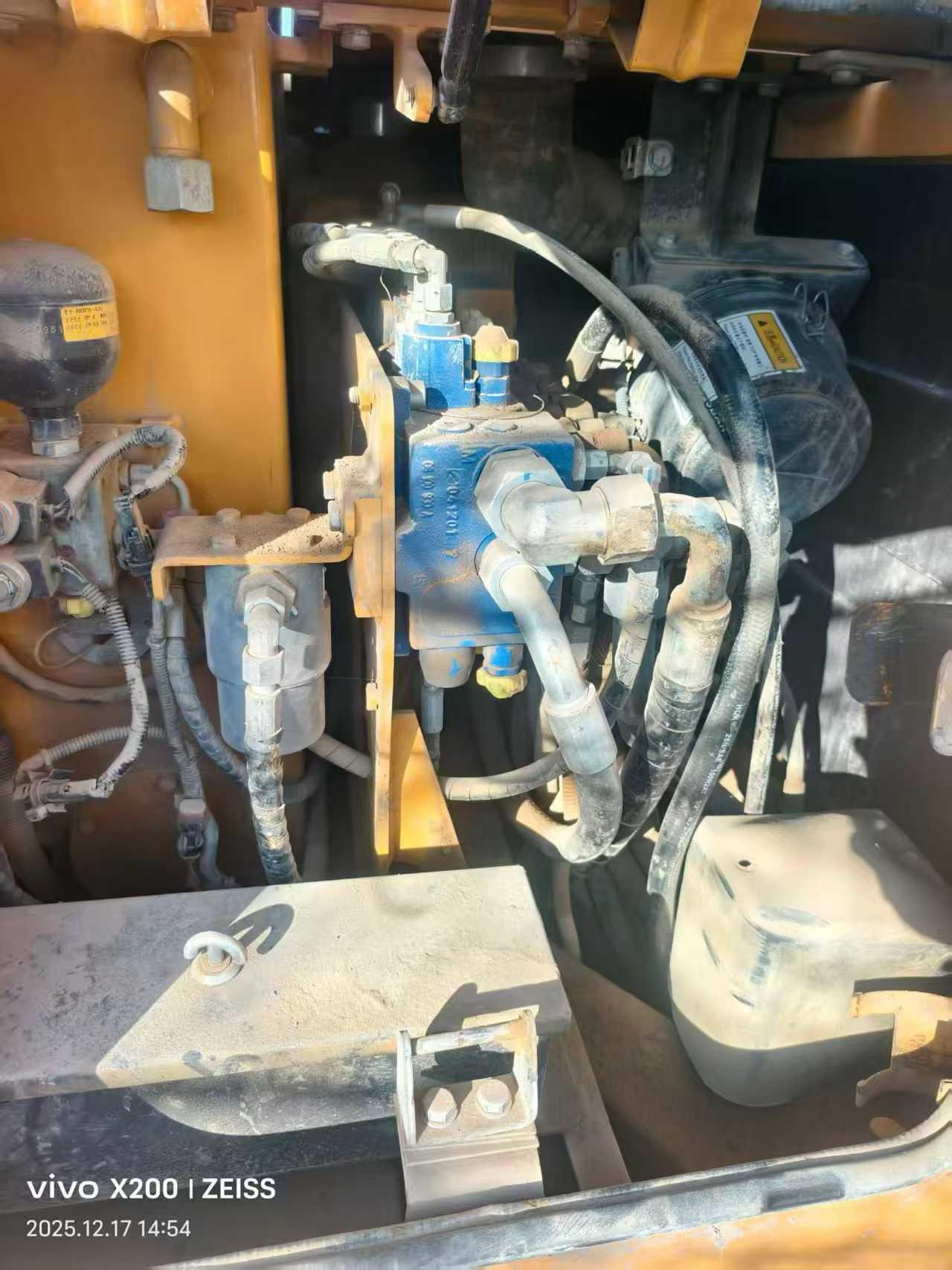 Used Sany SY55 Excavator 2015 Model / 3