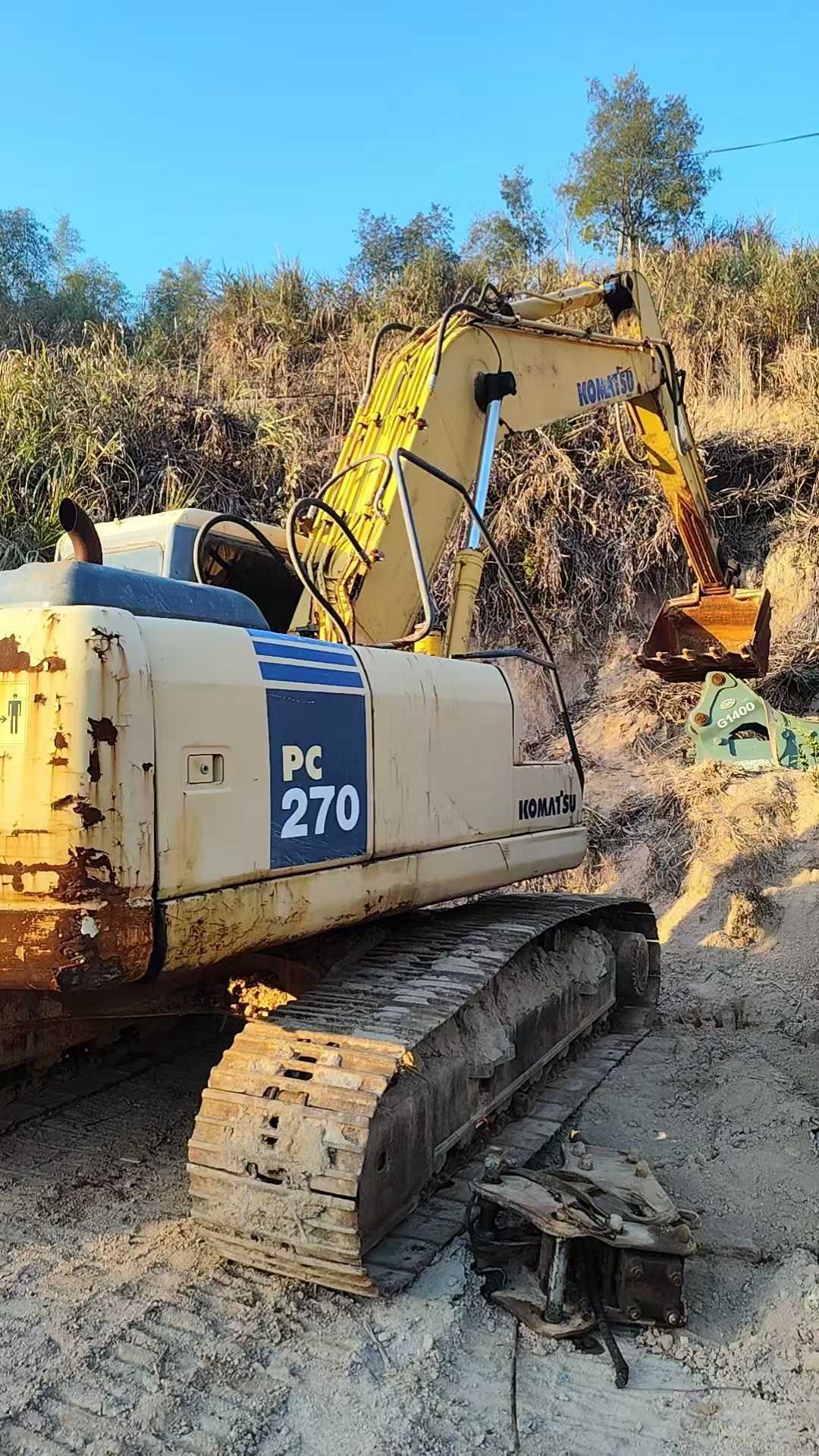 Used Komatsu PW200-7 Excavator 2016 Model / 4