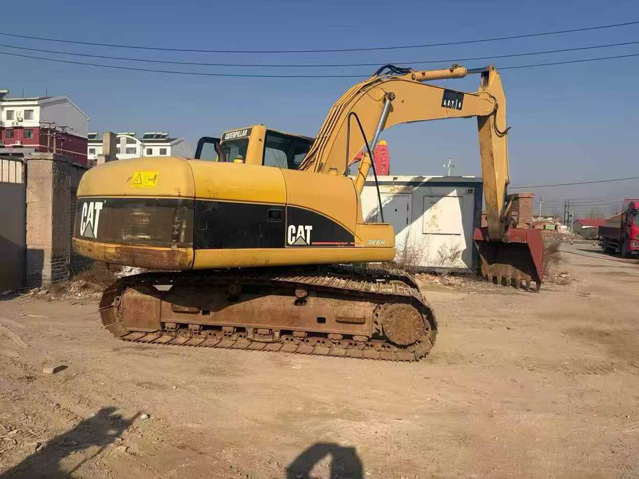 Used 卡特 CT20 Excavator 2005 Model