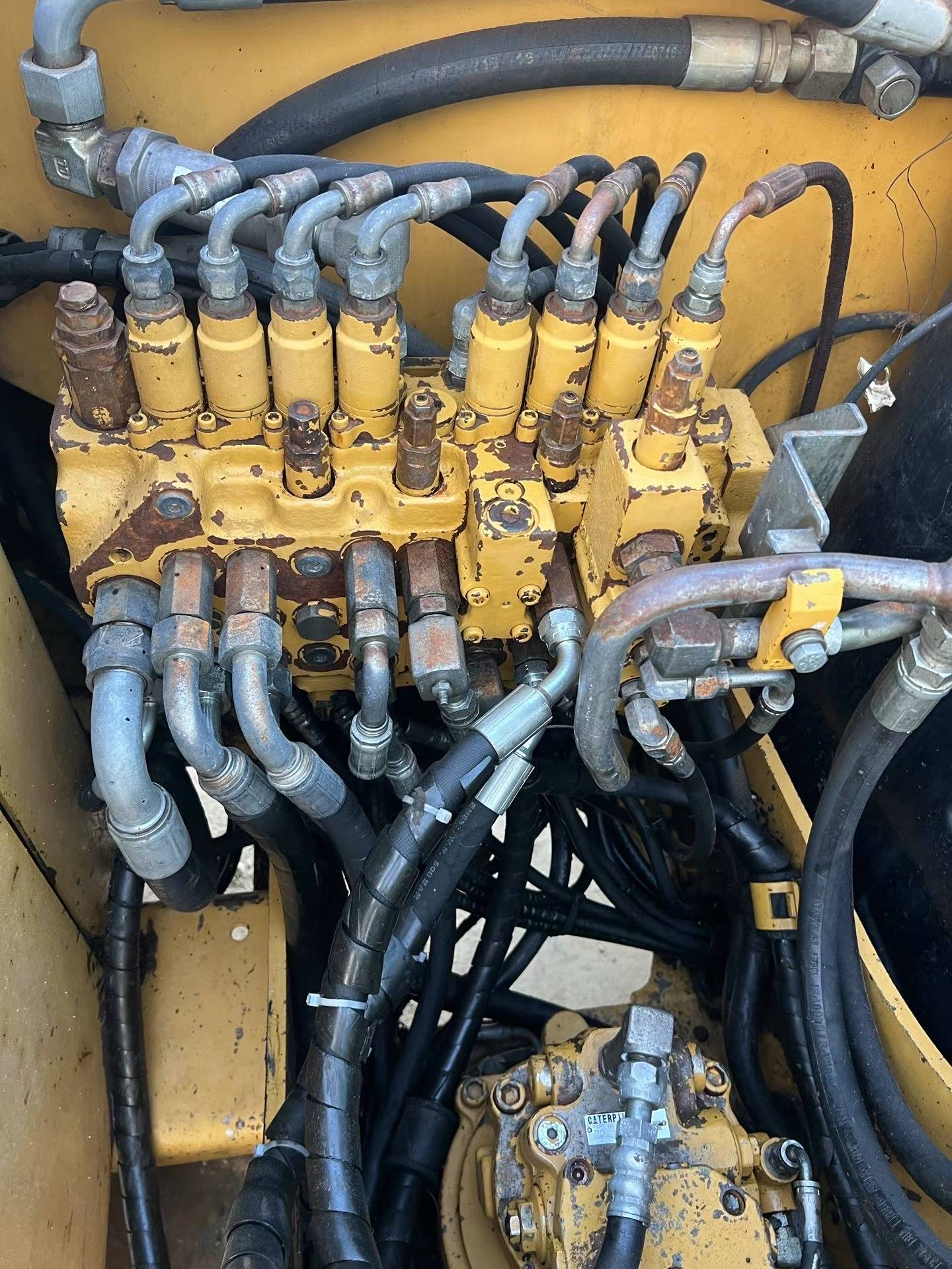 Used Caterpillar 307V2 Excavator 2016 Model / 7