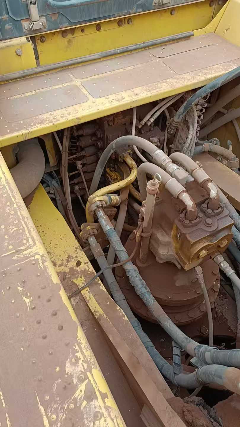 Used Komatsu PC60 Excavator 2021 Model / 3