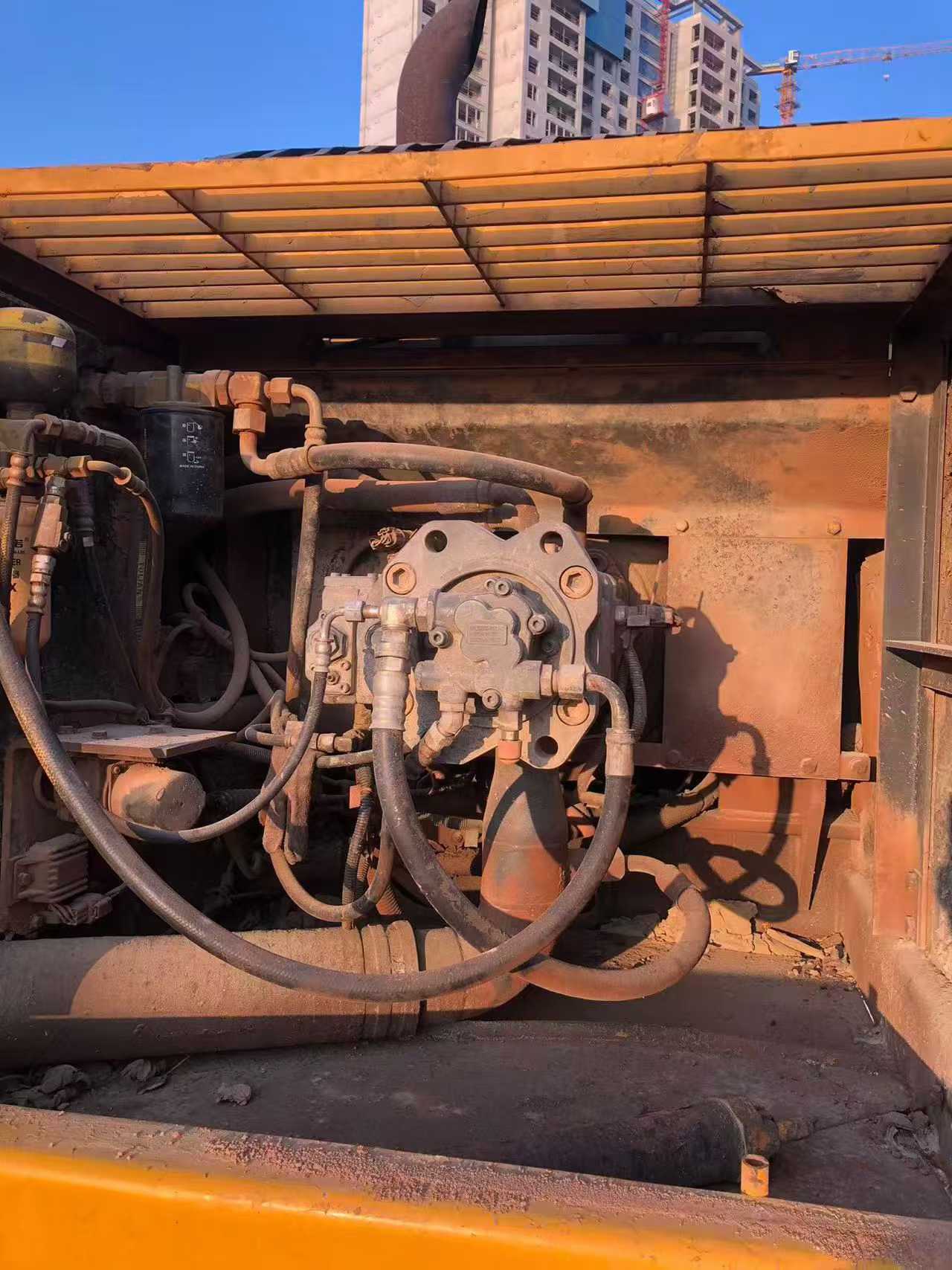 Used Kato HD820 Excavator 2012 Model / 4