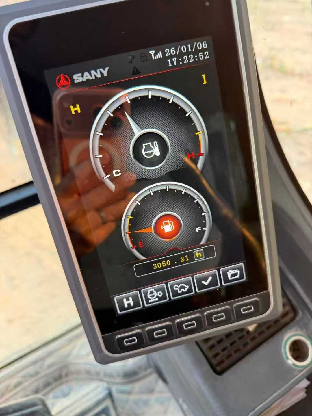 Used Sany SY200C Excavator 2021 Model / 3