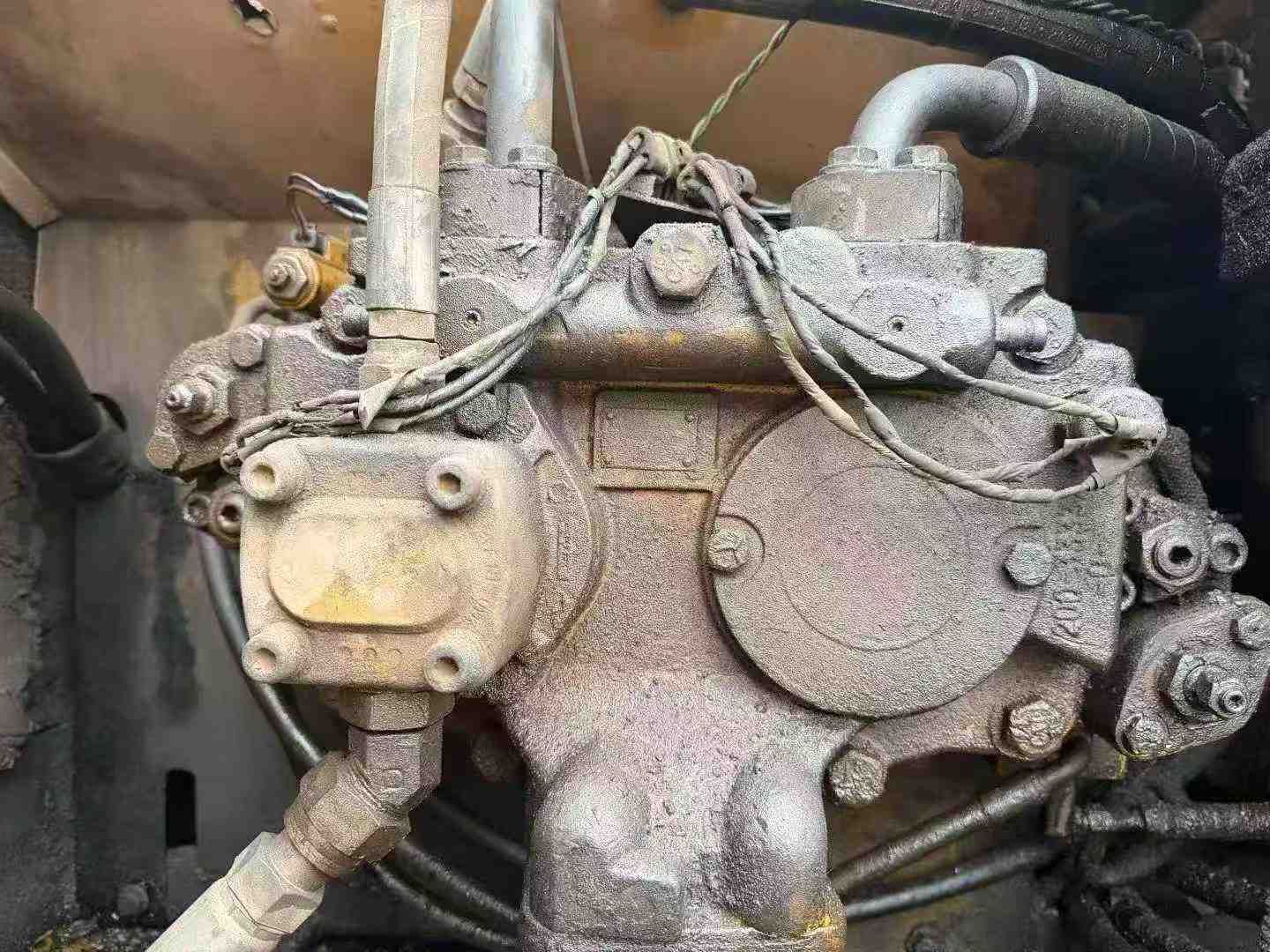 Used Caterpillar CT20 Excavator 2016 Model / 4