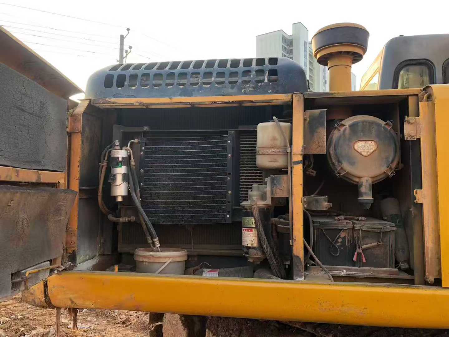 Used Kato HD820 Excavator 2012 Model / 2