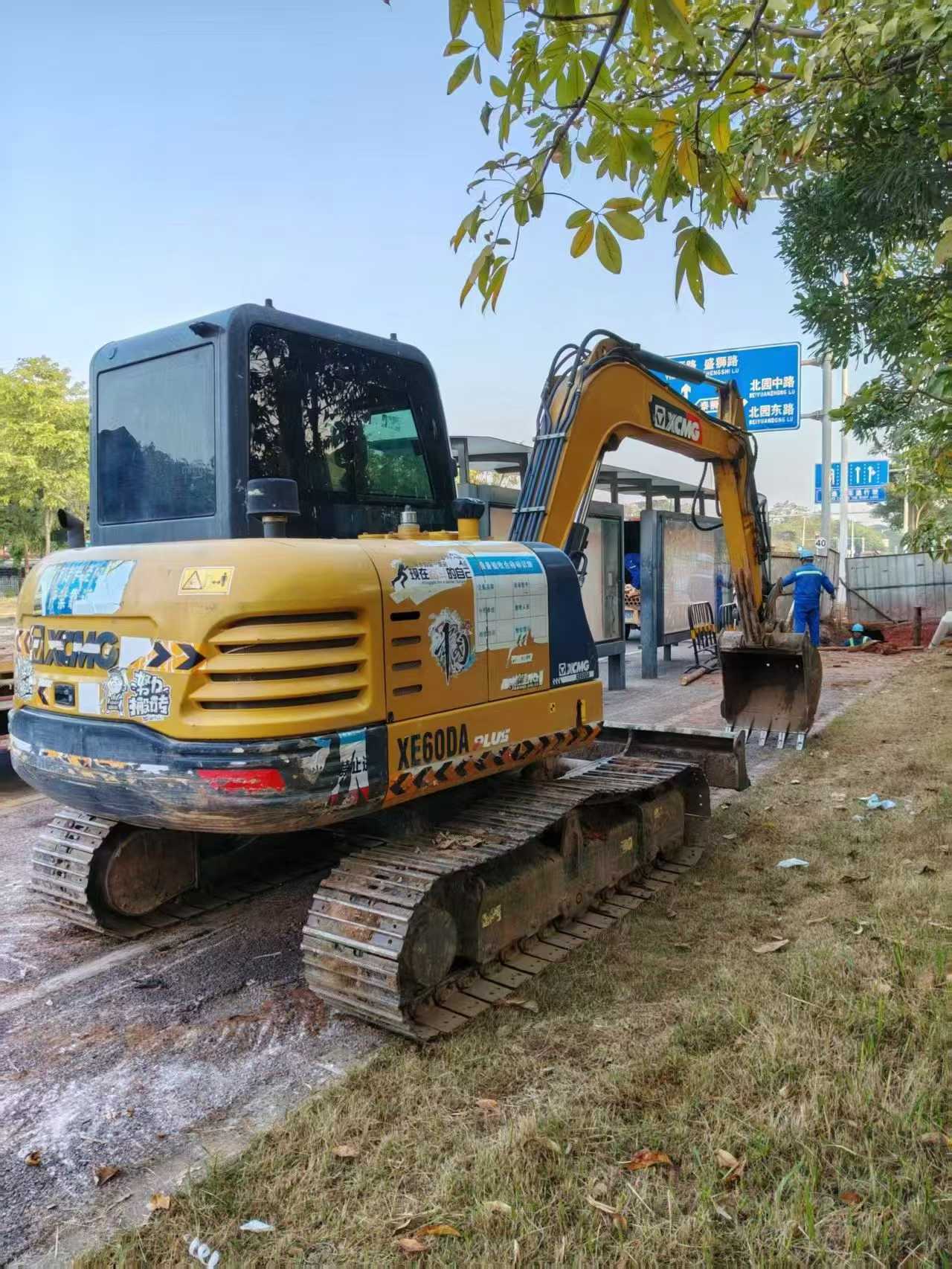 Used XCMG ZL60G Excavator 2022 Model / 2