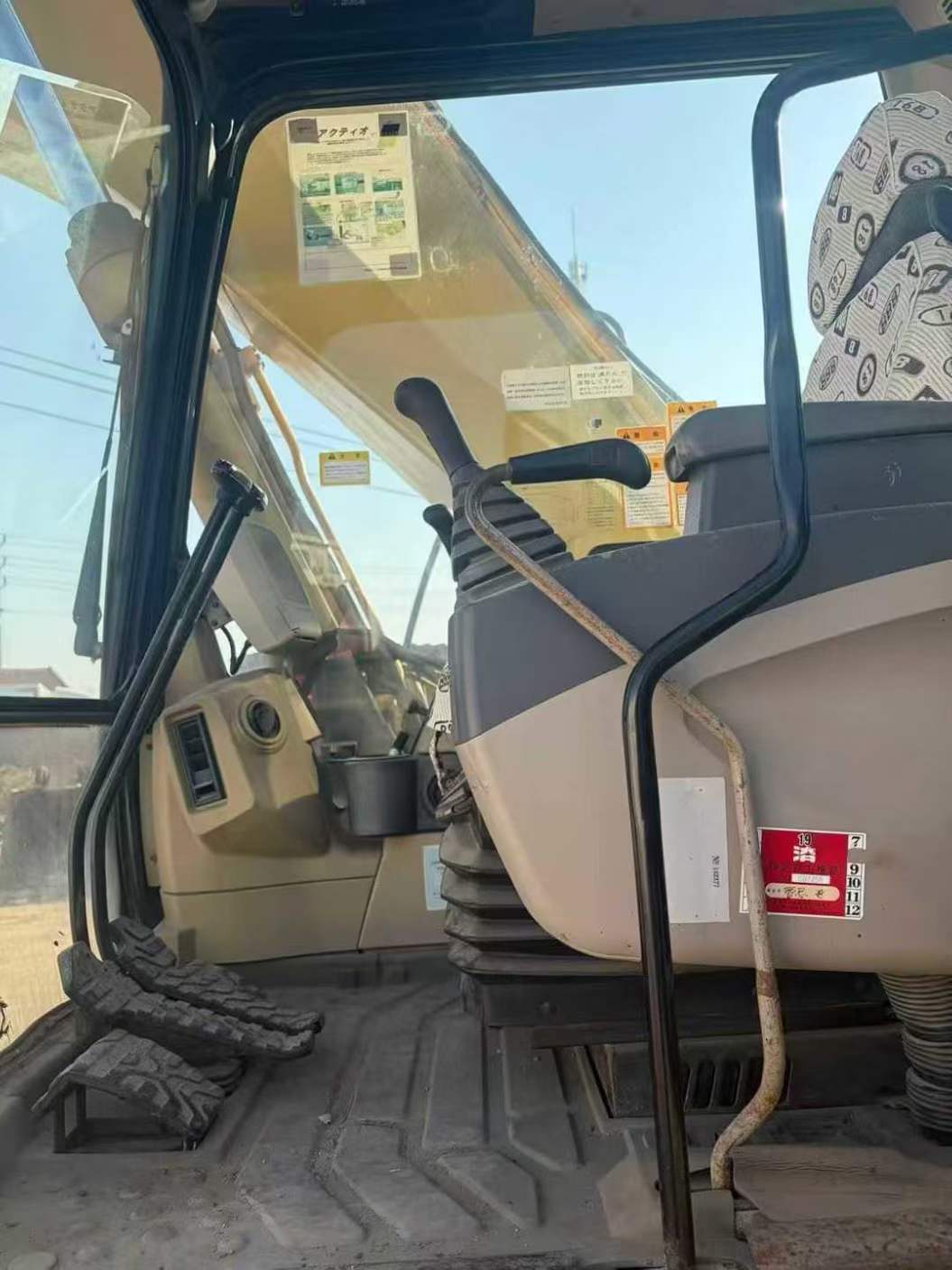 Used Caterpillar CT20 Excavator 2005 Model / 9
