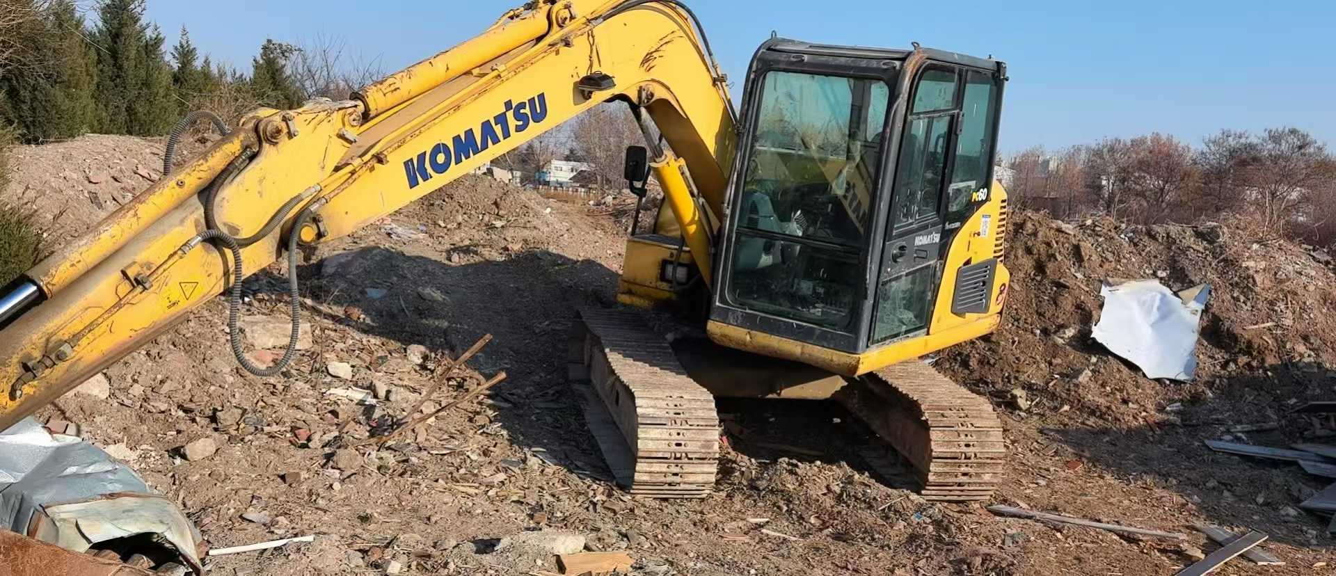 Used Komatsu PC60 Excavator 2016 Model / 2