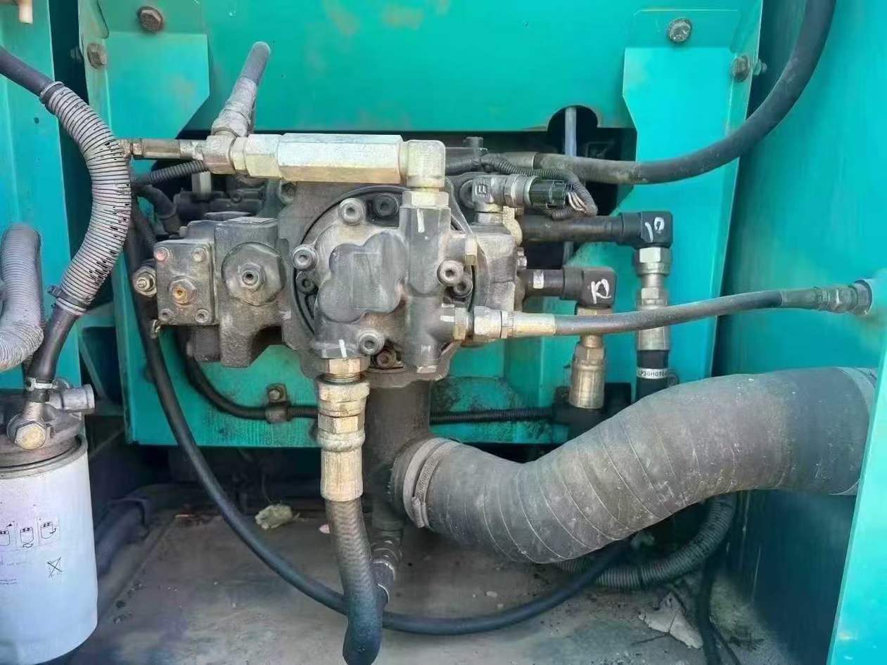 Used Kobelco SK130 Excavator 2016 Model / 6