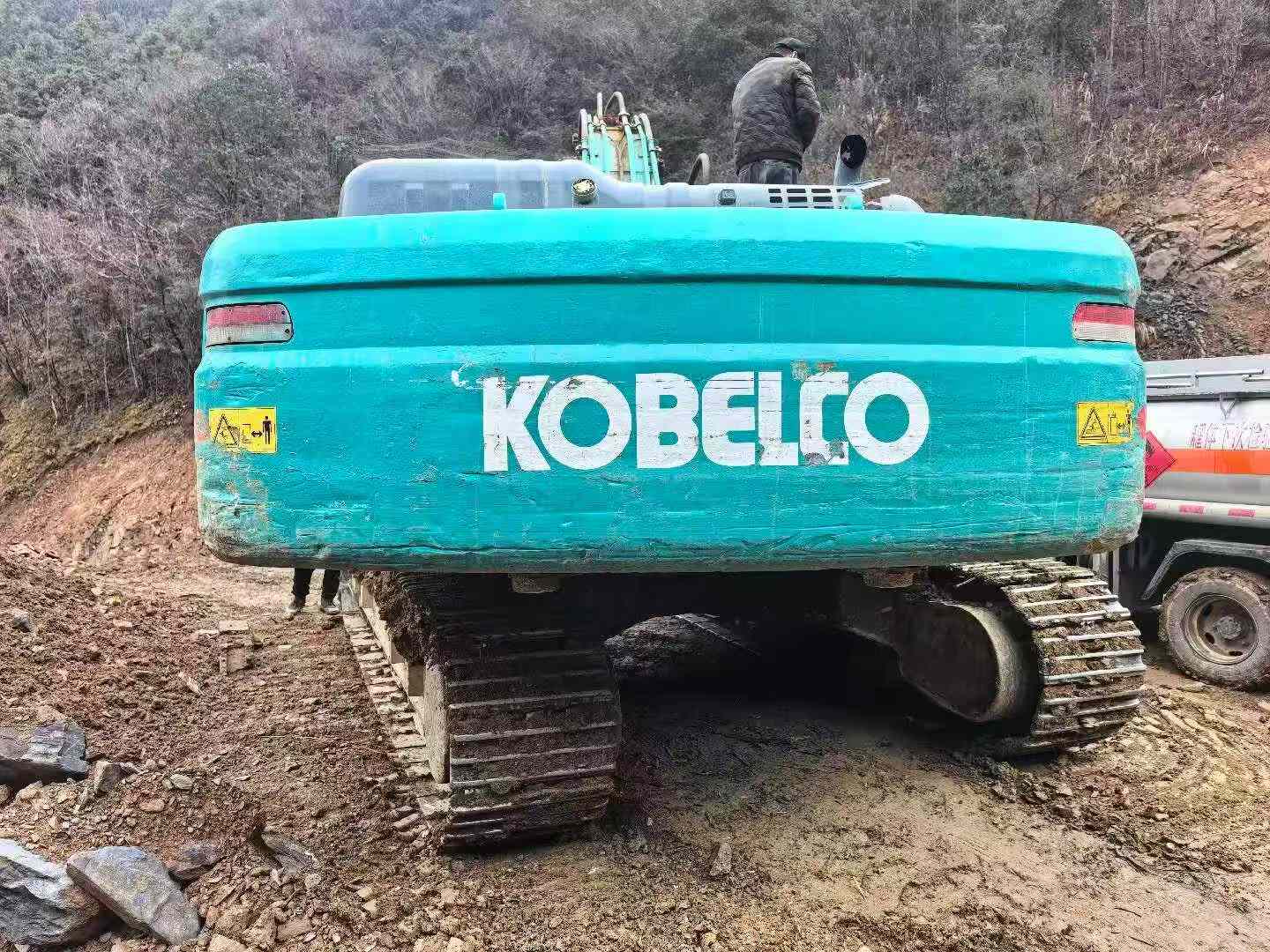 Used Kobelco SK380D Excavator 2012 Model / 3