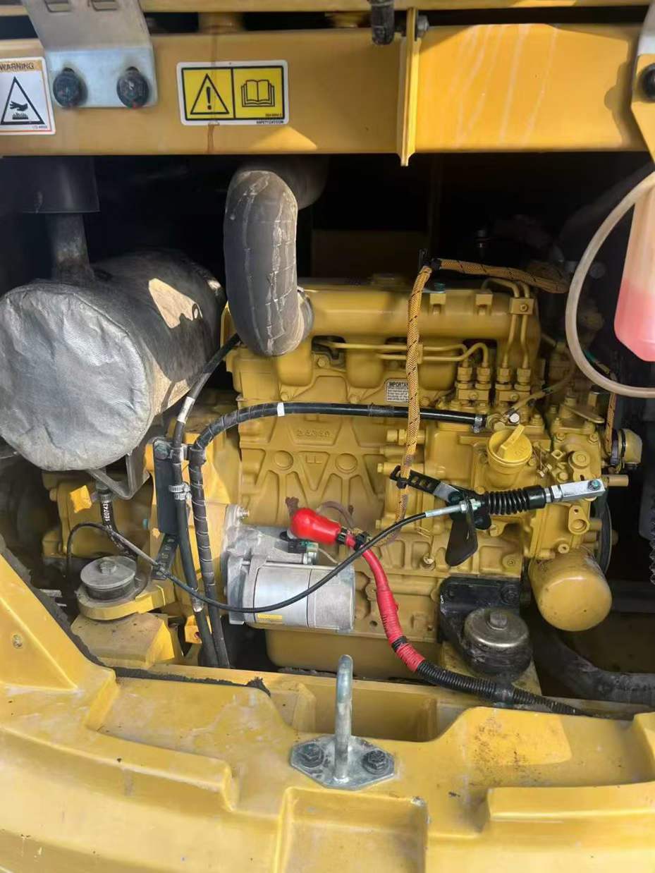 Used Caterpillar 305.5 Excavator 2019 Model / 6