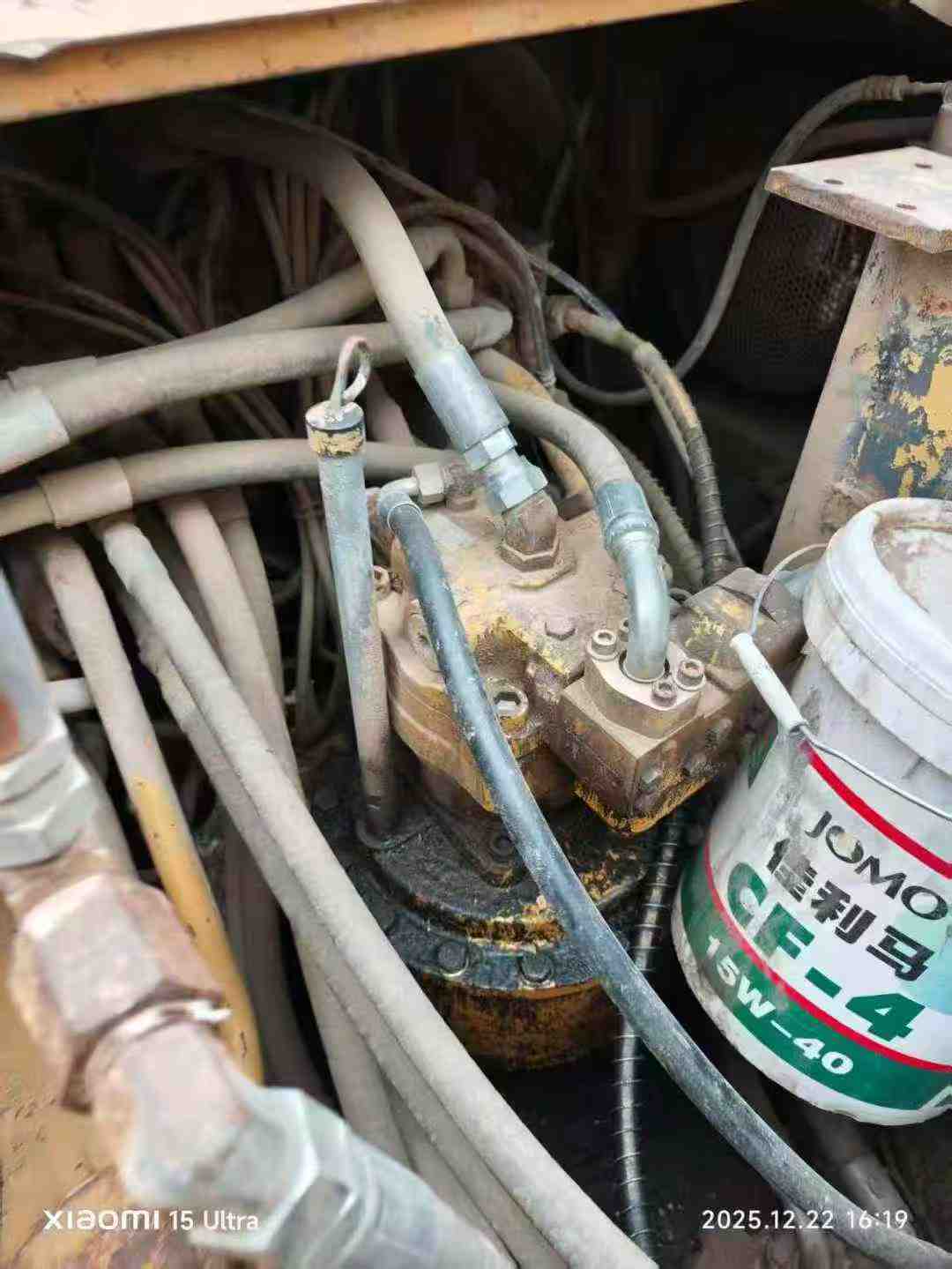 Used Caterpillar 325D Excavator 2012 Model / 3