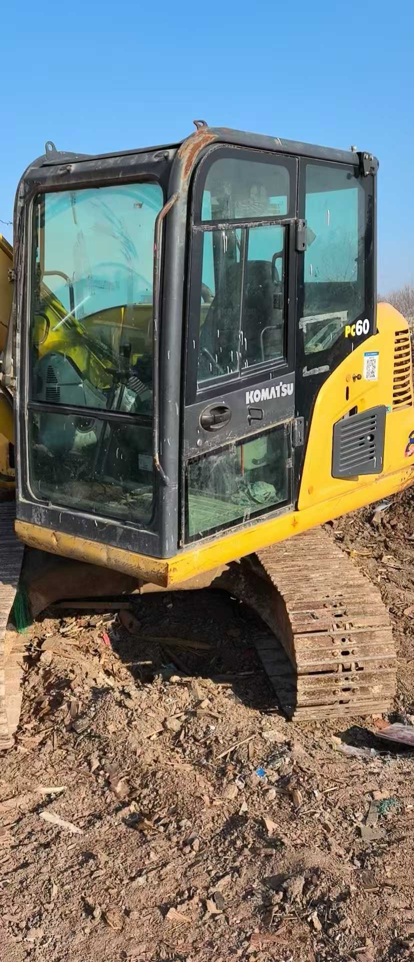 Used Komatsu PC60 Excavator 2016 Model / 4