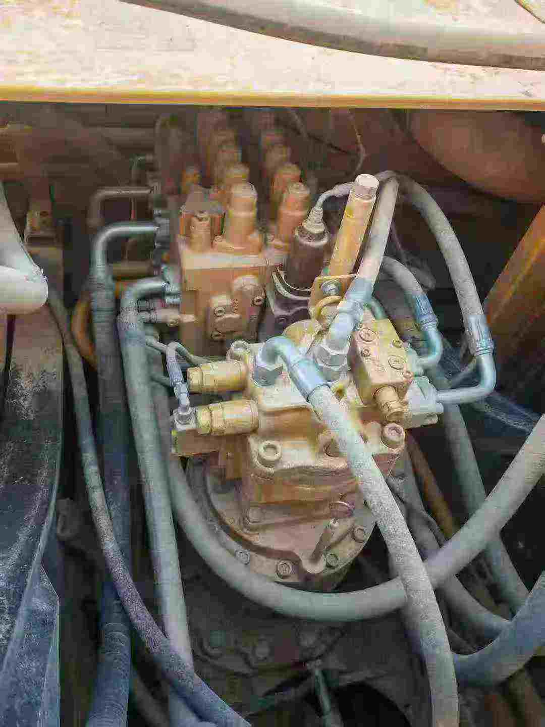 Used Sany SY235H Excavator 2022 Model / 7