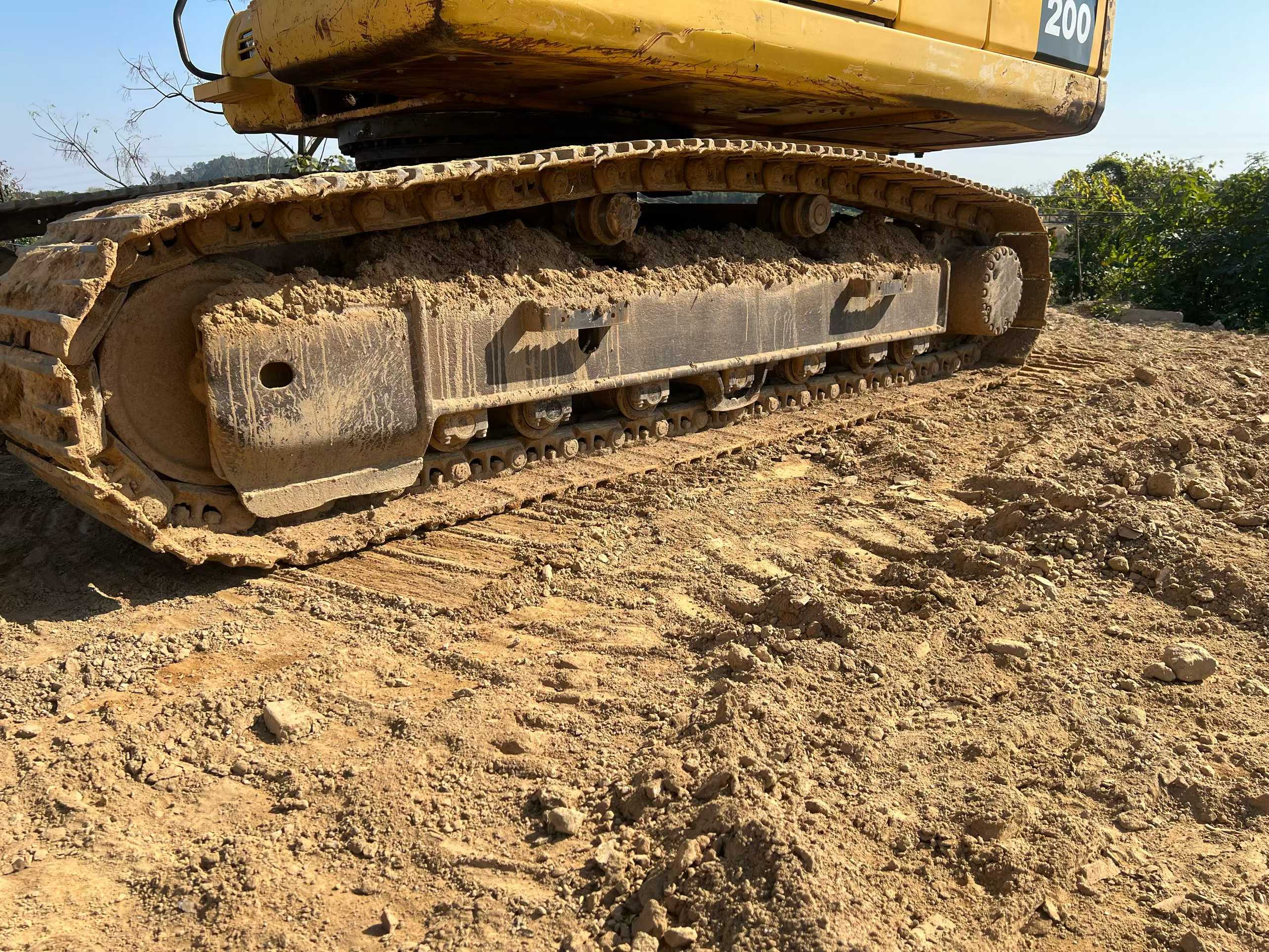 Used Komatsu PW200-7 Excavator 2016 Model / 9