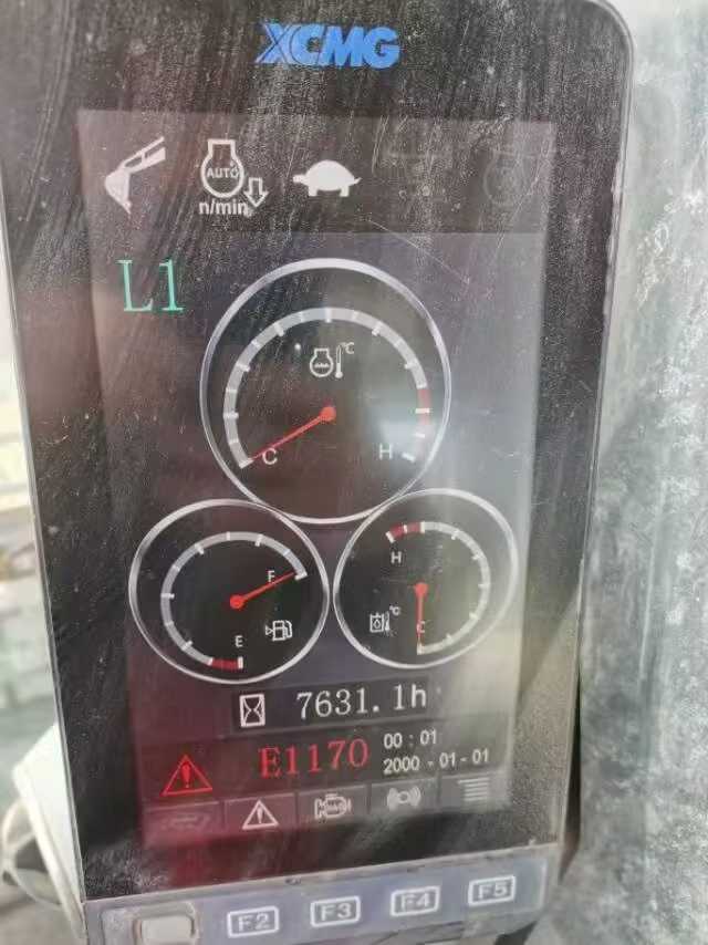 Used XCMG XE270GK Excavator 2019 Model / 8