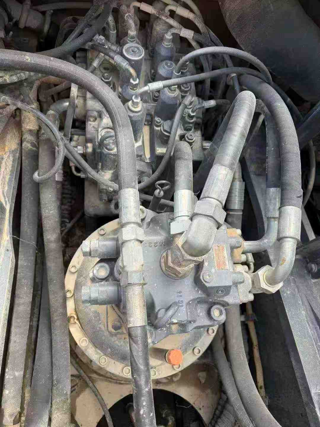 Used XCMG XE490KS Excavator 2021 Model / 4