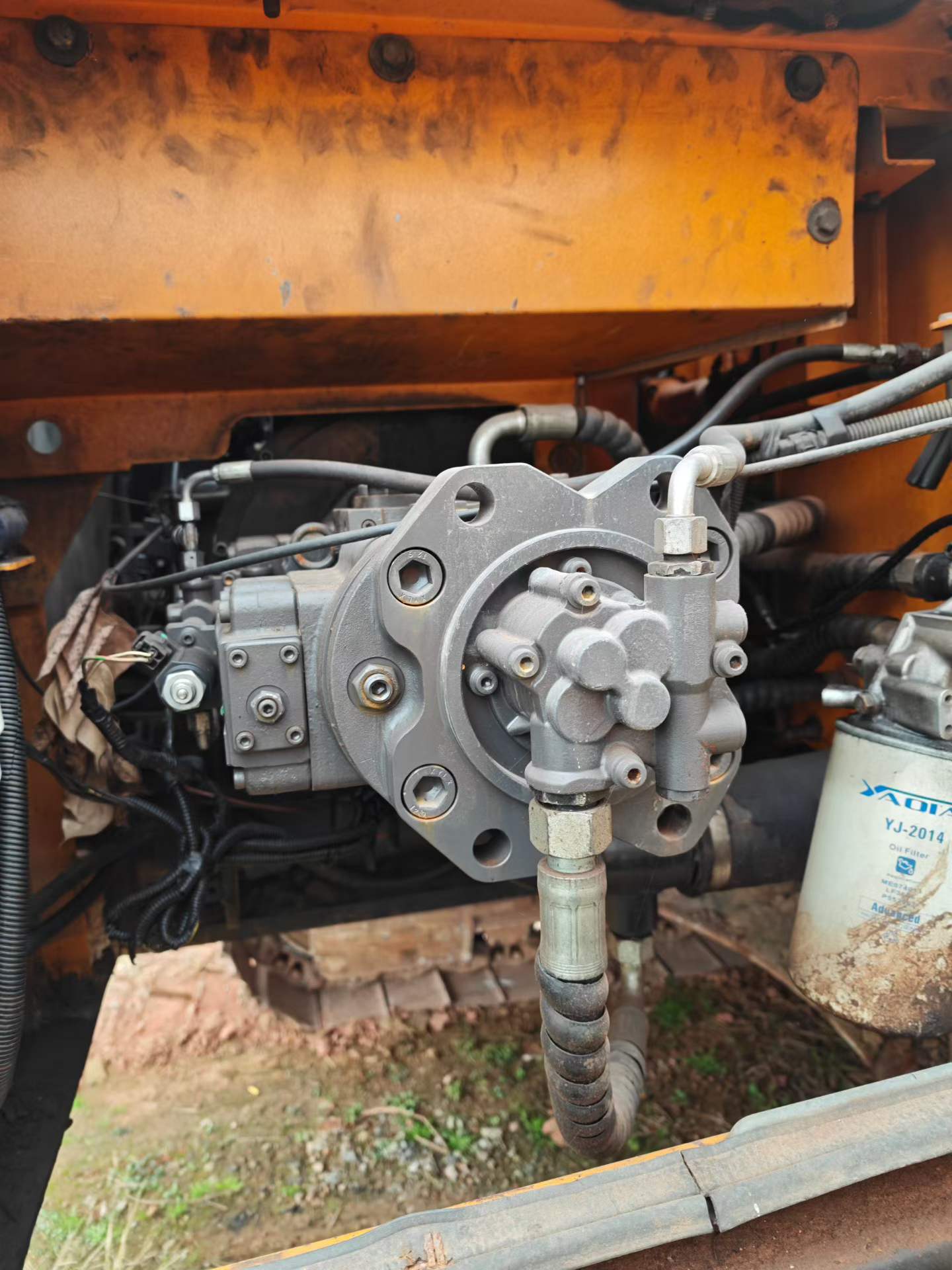 Used Sany SY215W Excavator 2016 Model / 5