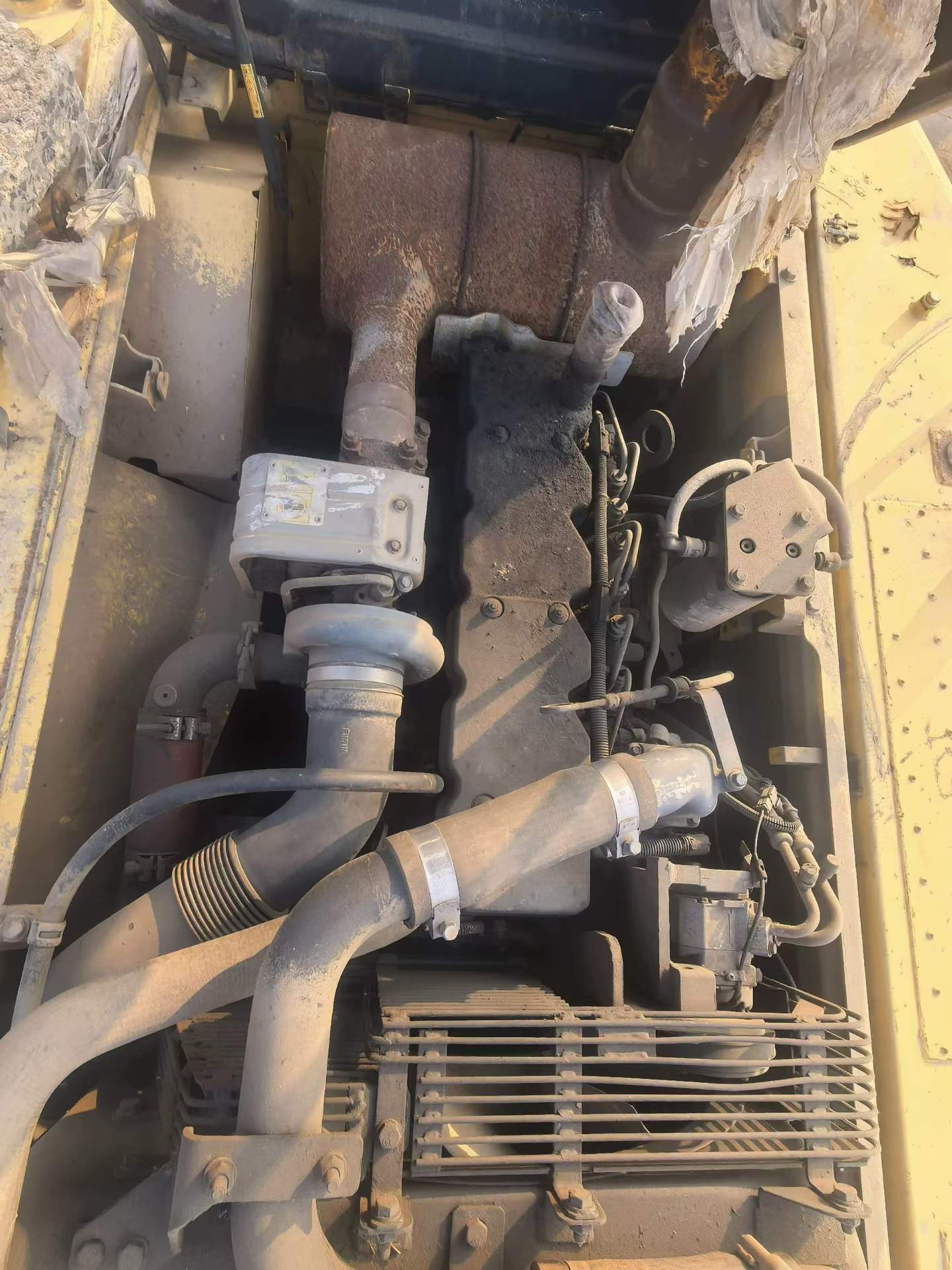 Used Komatsu PC200-8 Excavator 2011 Model / 3