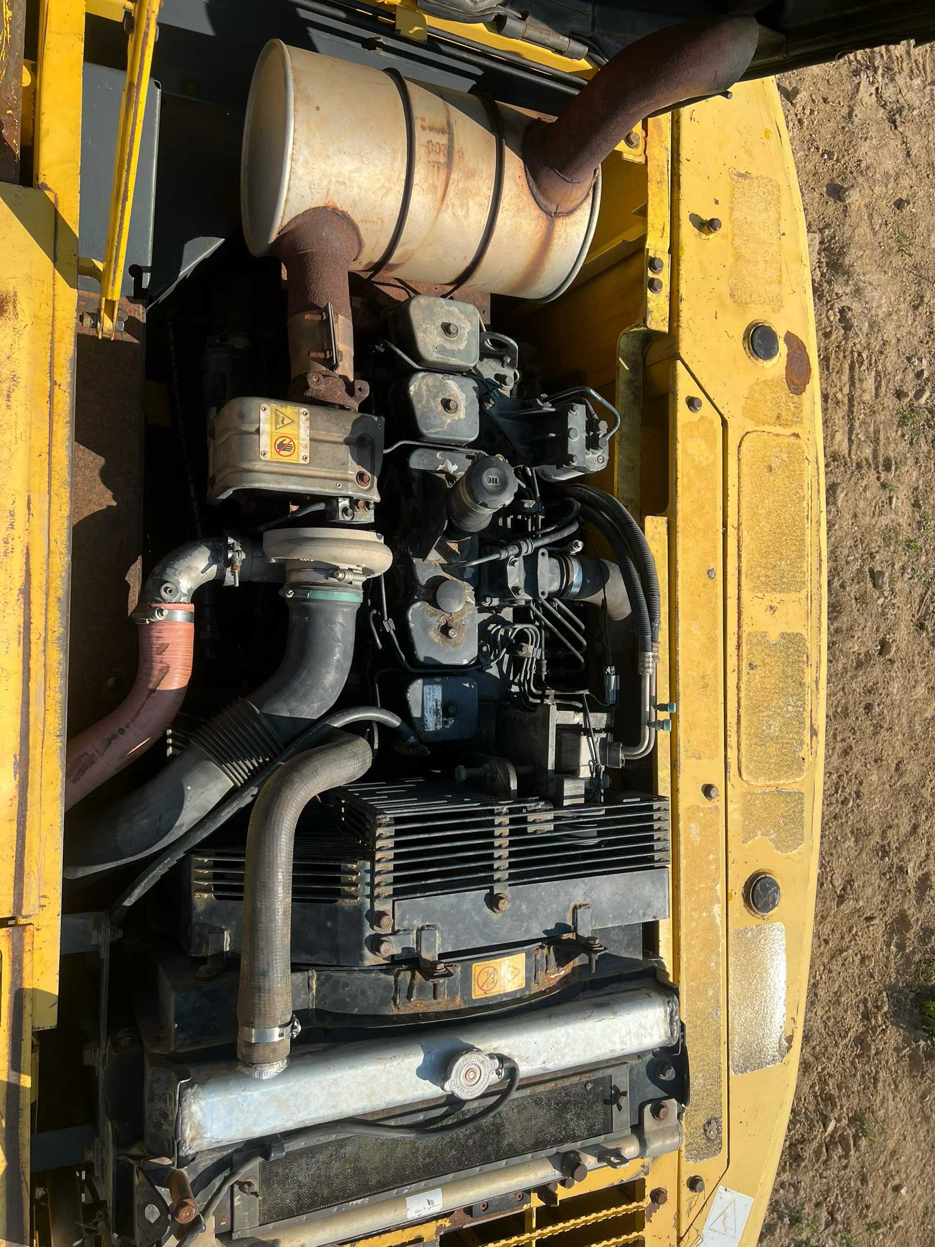 Used Komatsu PW200-7 Excavator 2016 Model / 4