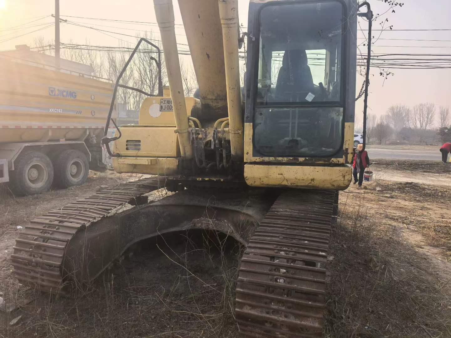 Used Komatsu PC200-8 Excavator 2011 Model / 7