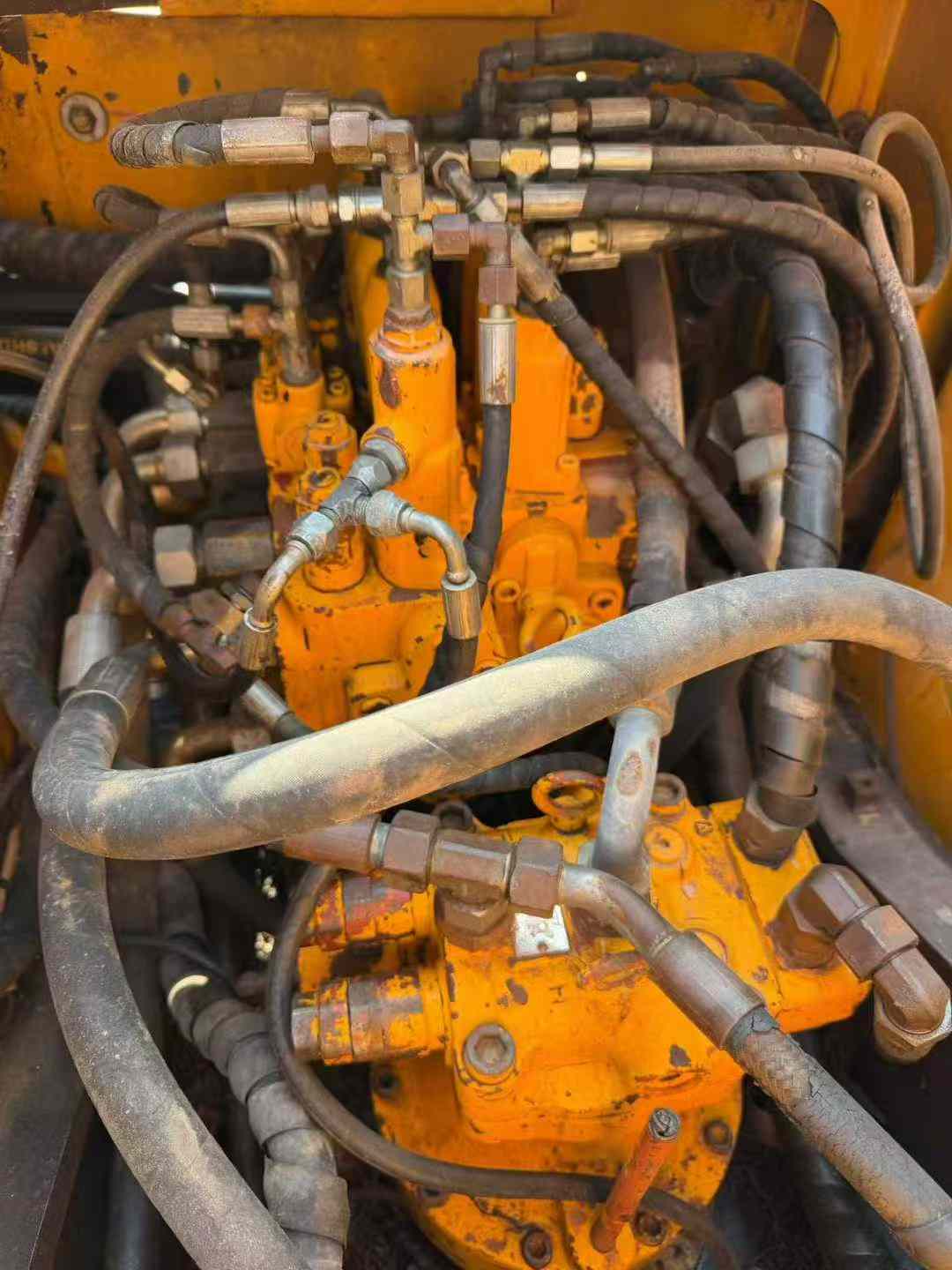 Used Sany SY135 Excavator 2016 Model / 5