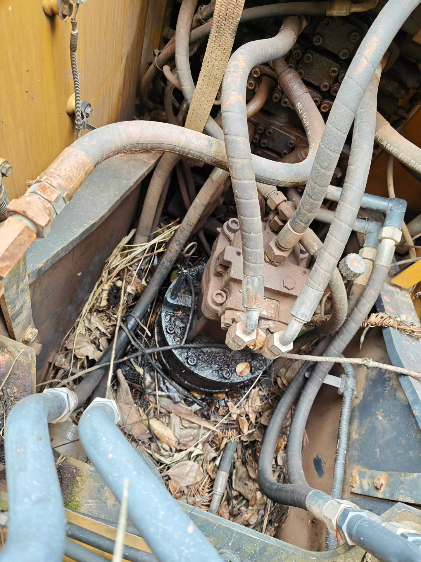 Used XCMG XE135GA Excavator 2018 Model / 3