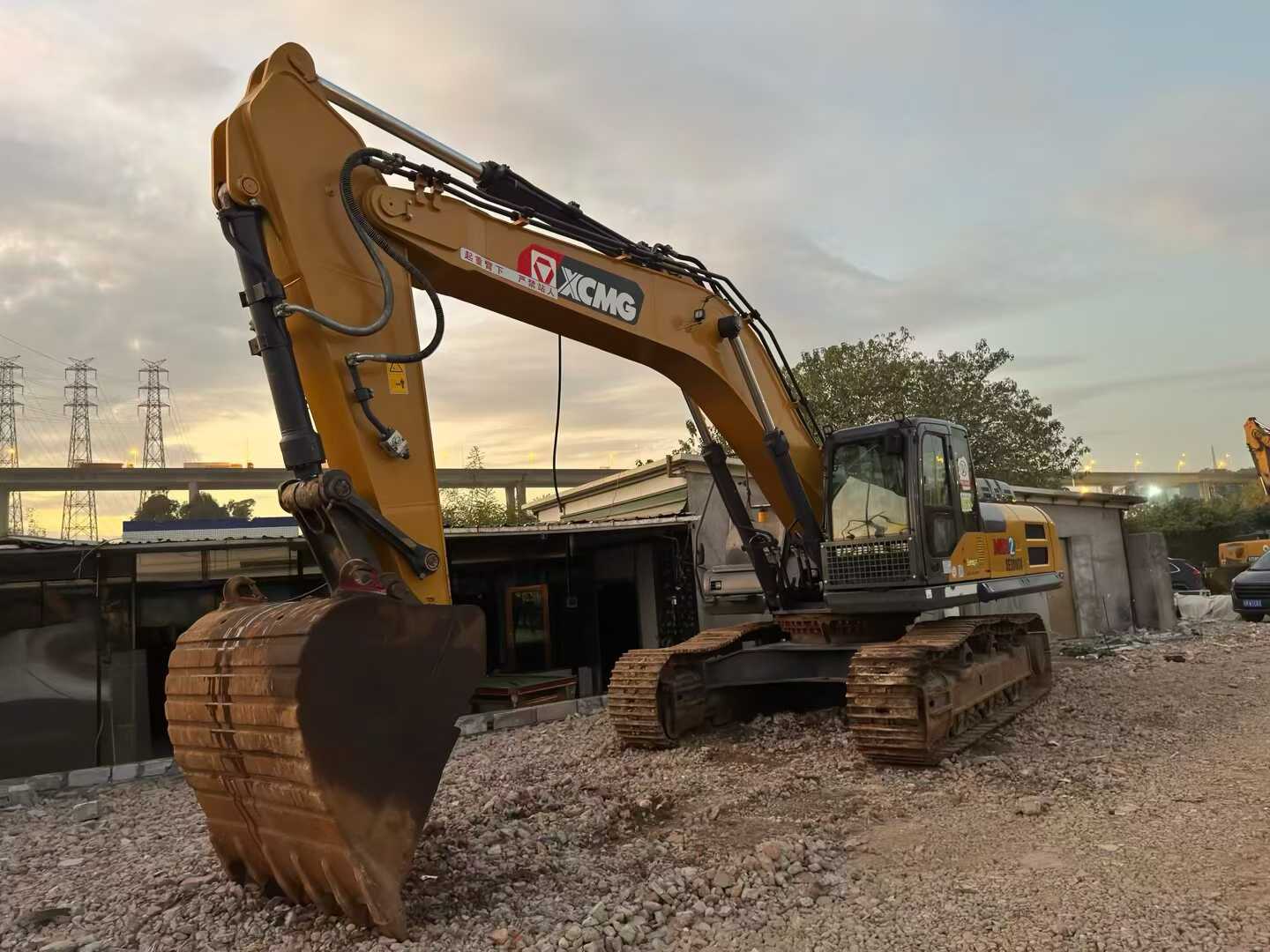 Used XCMG XE80 Excavator 2022 Model / 3