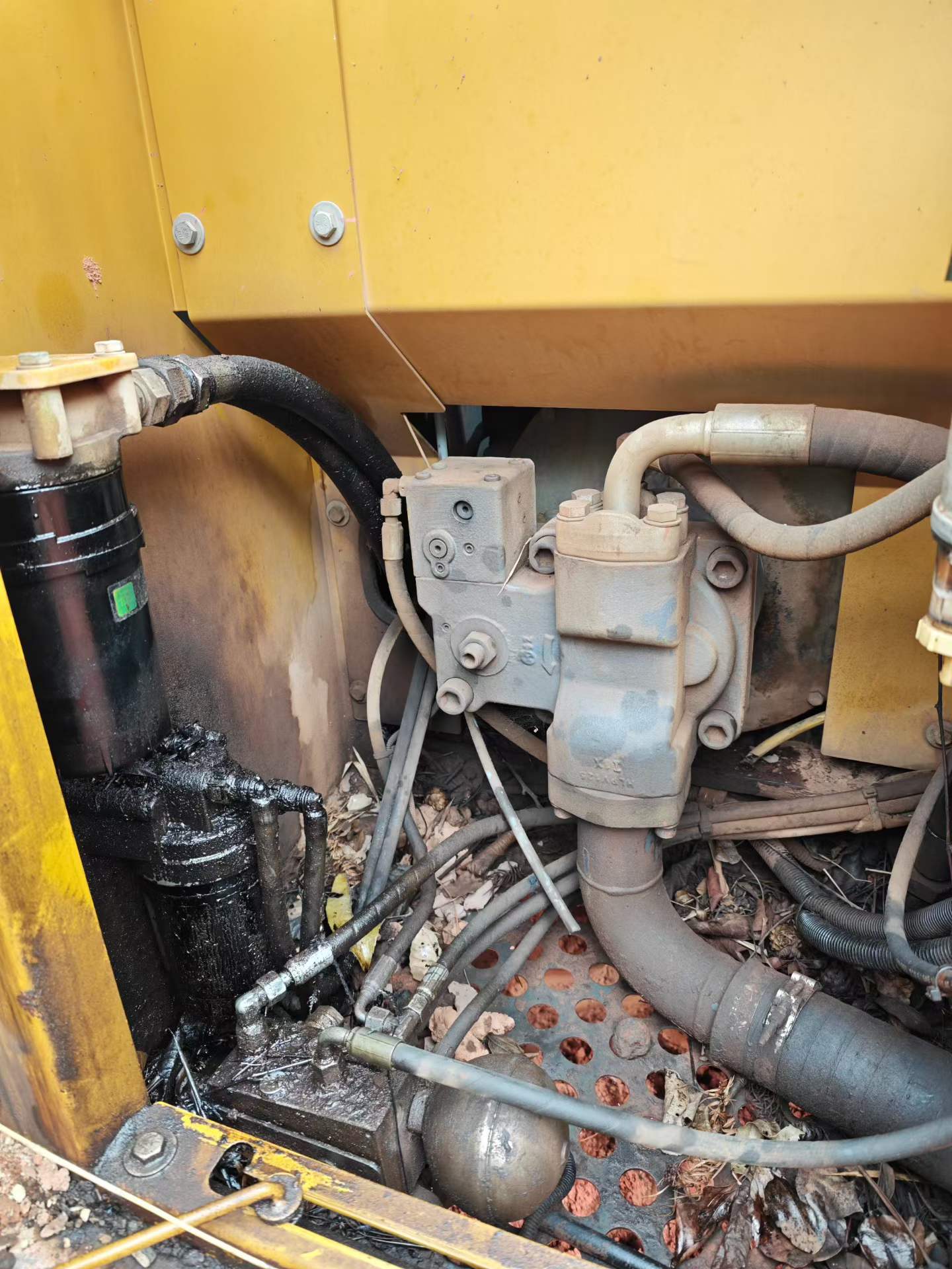 Used XCMG XE135GA Excavator 2018 Model / 4