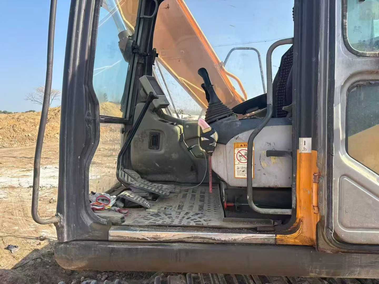 Used Sany SY135 Excavator 2014 Model / 5