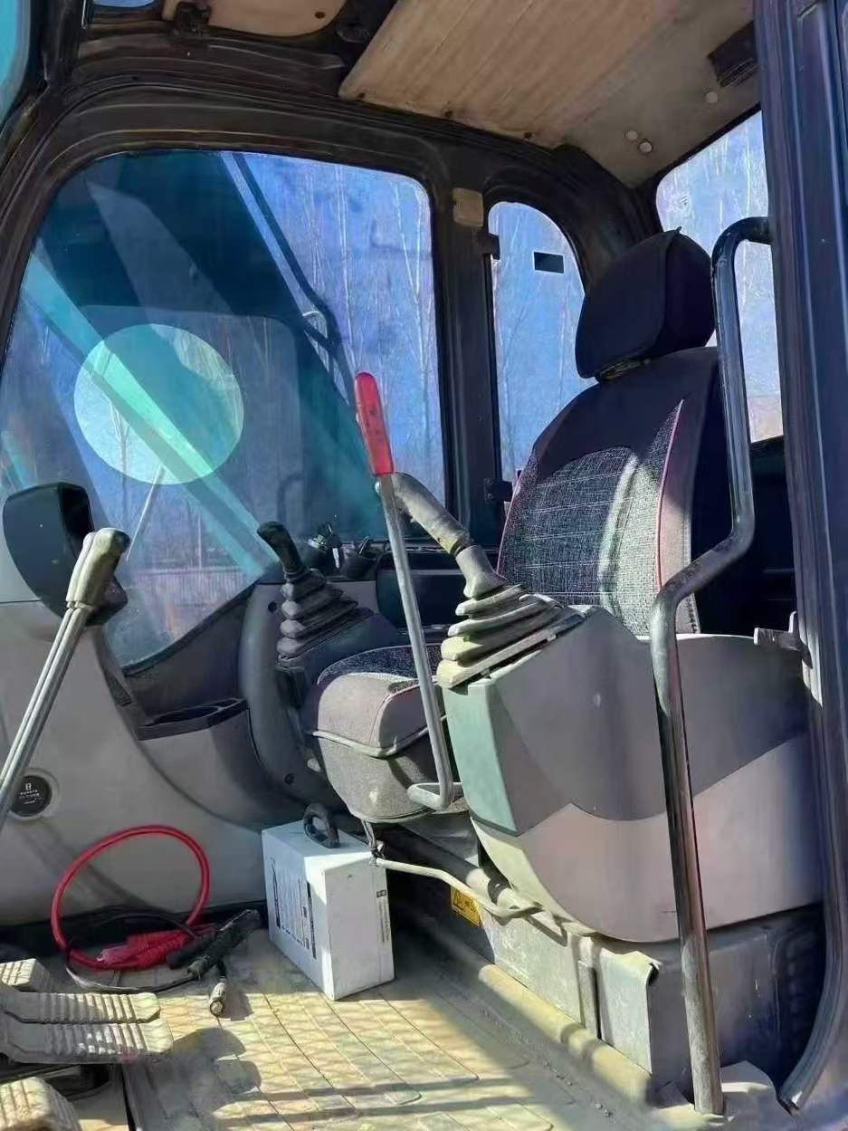 Used Kobelco SK130 Excavator 2016 Model / 8