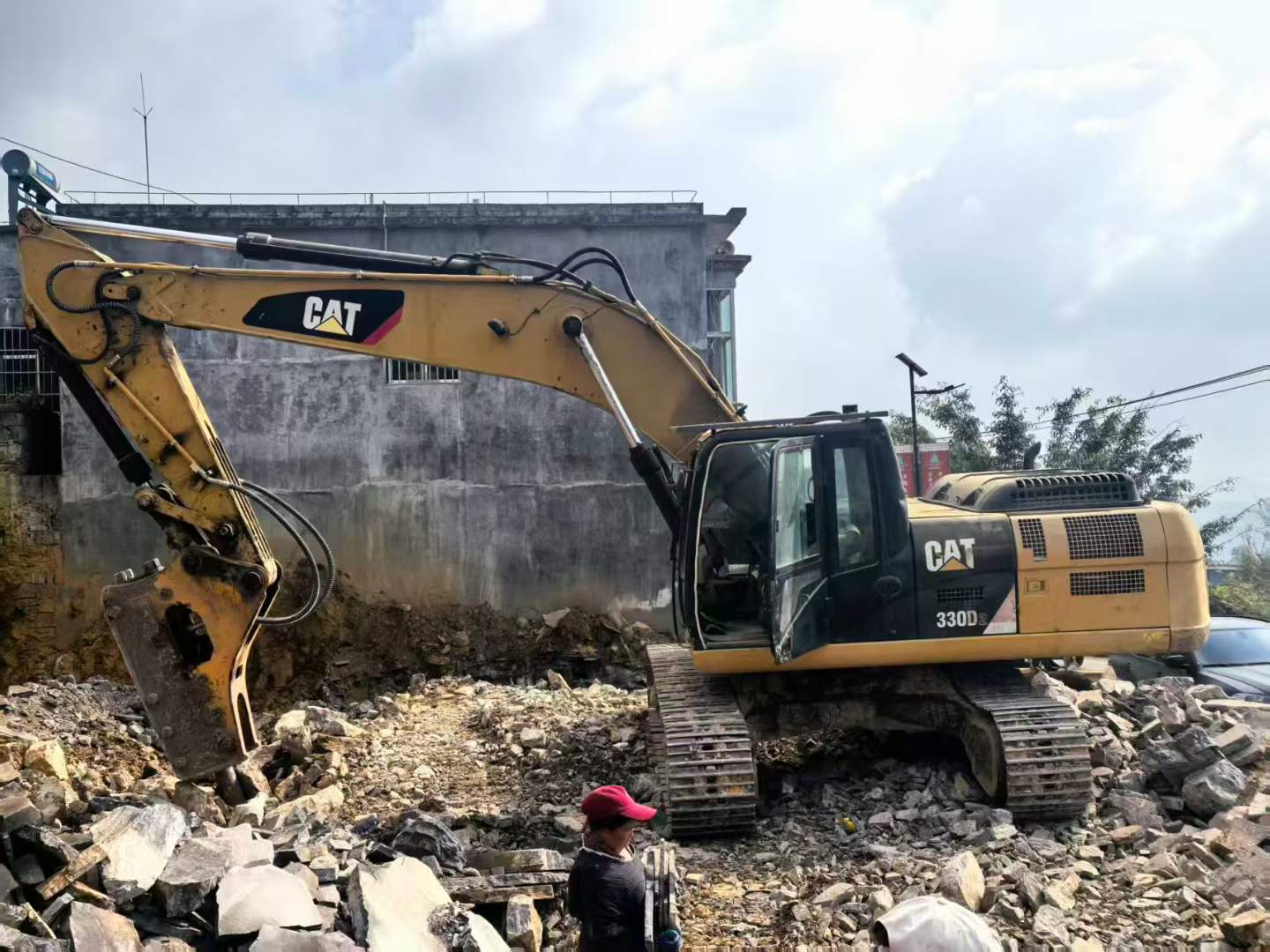 Used Caterpillar 329EL Excavator 2014 Model / 8