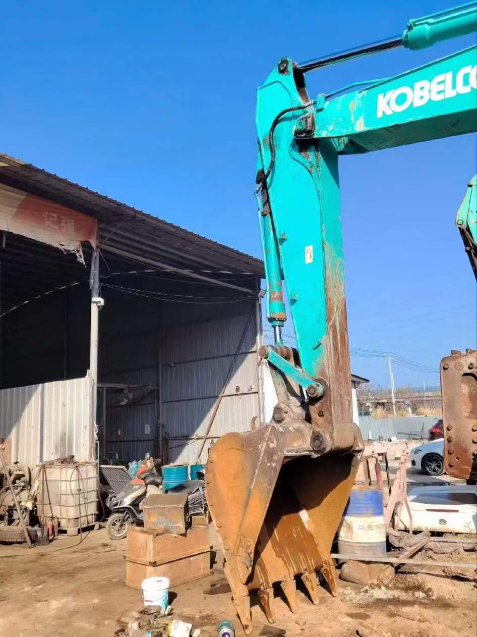 Used Kobelco SK250 Excavator 2016 Model / 4
