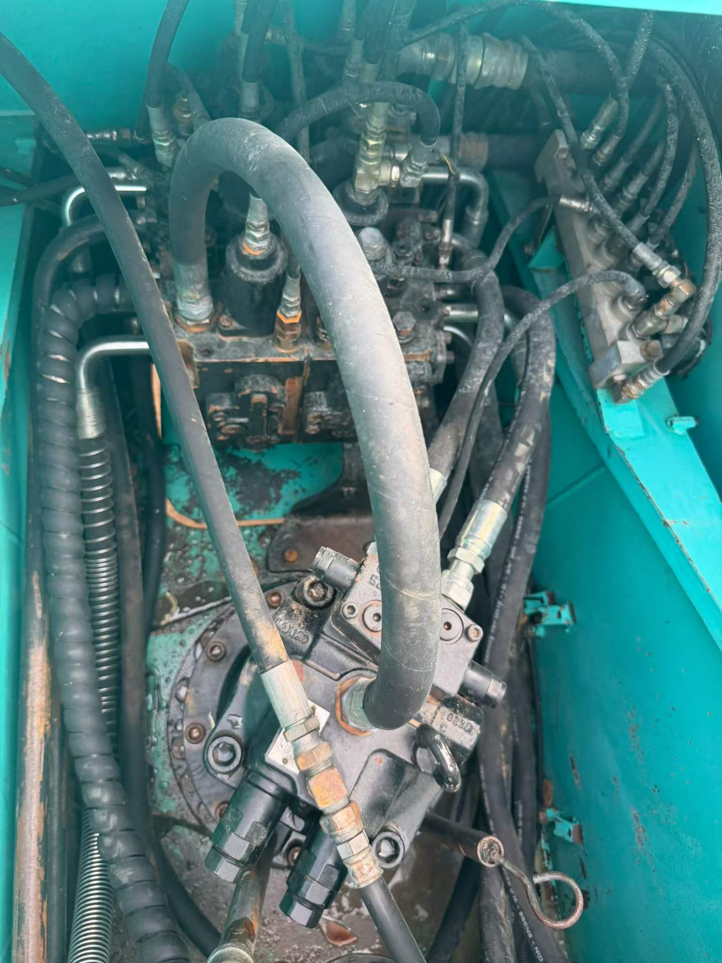 Used Kobelco SK210 Excavator 2016 Model / 7