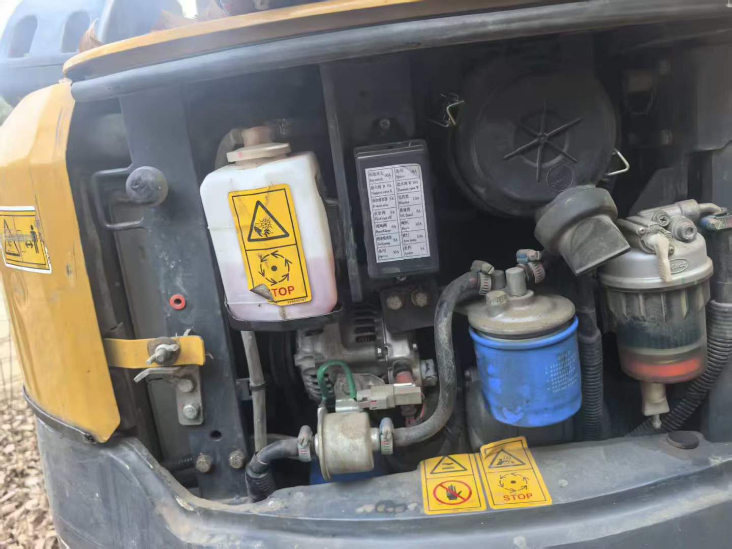 Used XCMG XE15 Excavator 2016 Model / 4