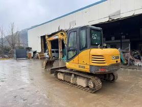 Buy XCMG XE60 Used Excavator / 4 Used XCMG XE60 Excavator 2021 Model / 4