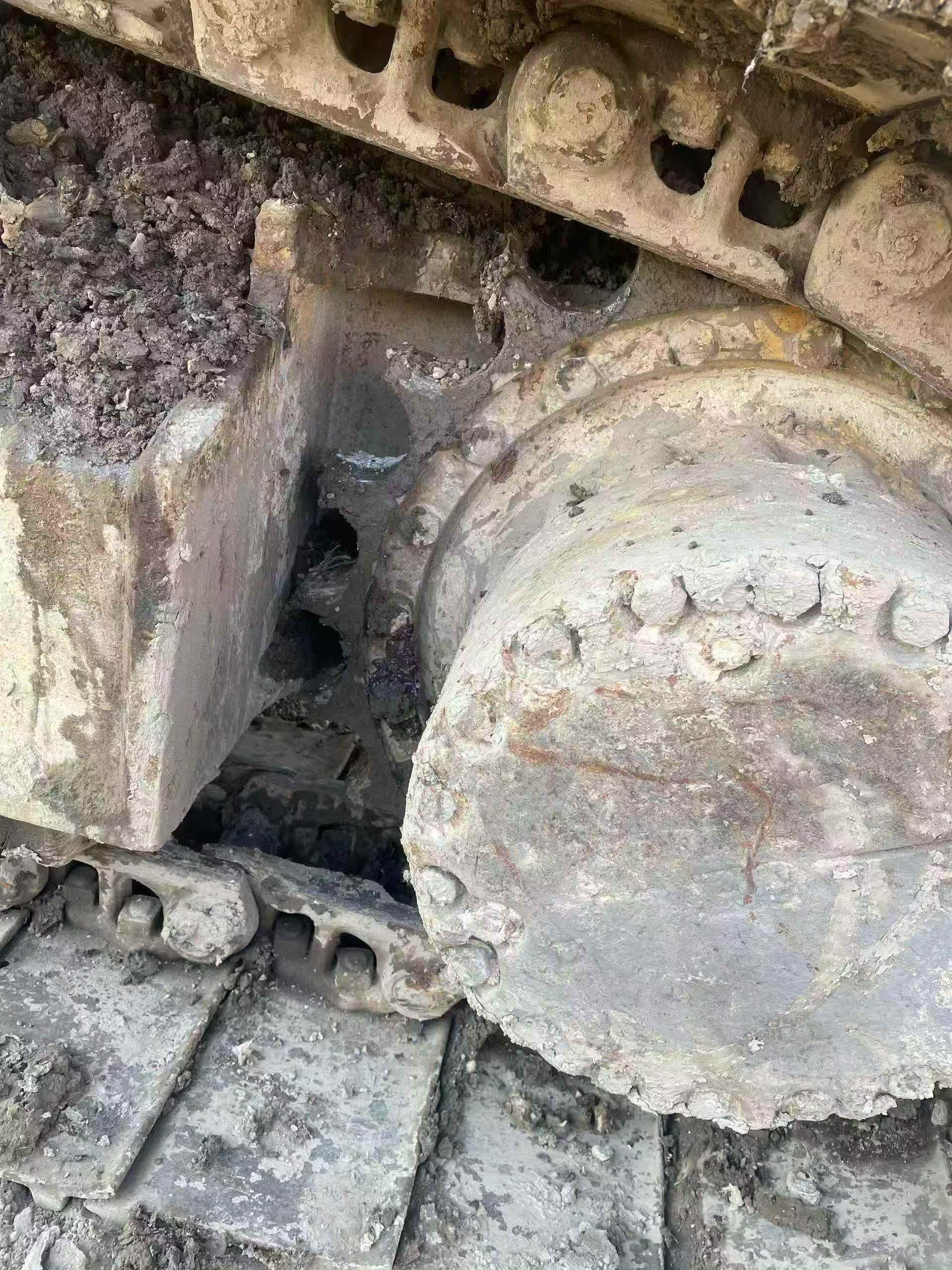 Used Komatsu PC200-8 Excavator 2017 Model / 9