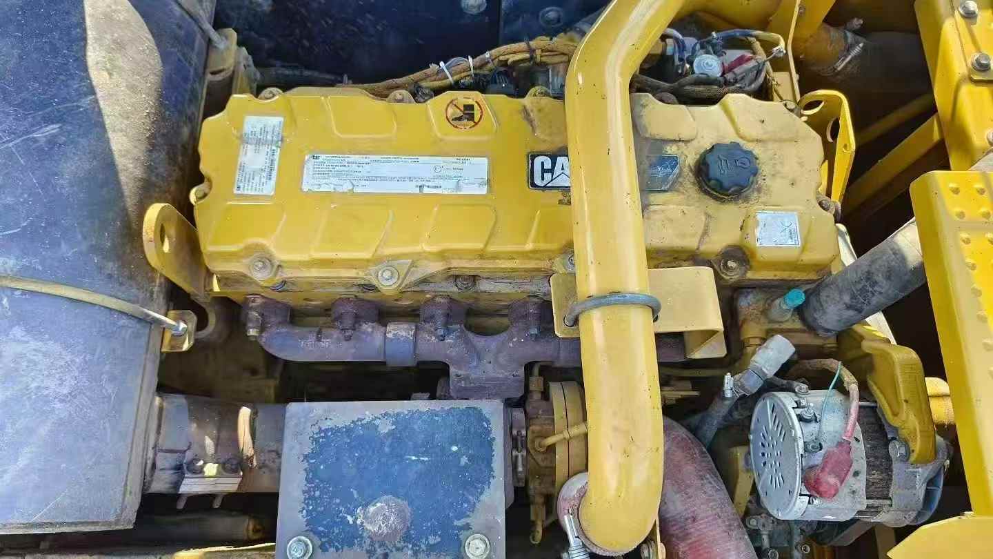 Used Caterpillar 340D2L Excavator 2017 Model / 5