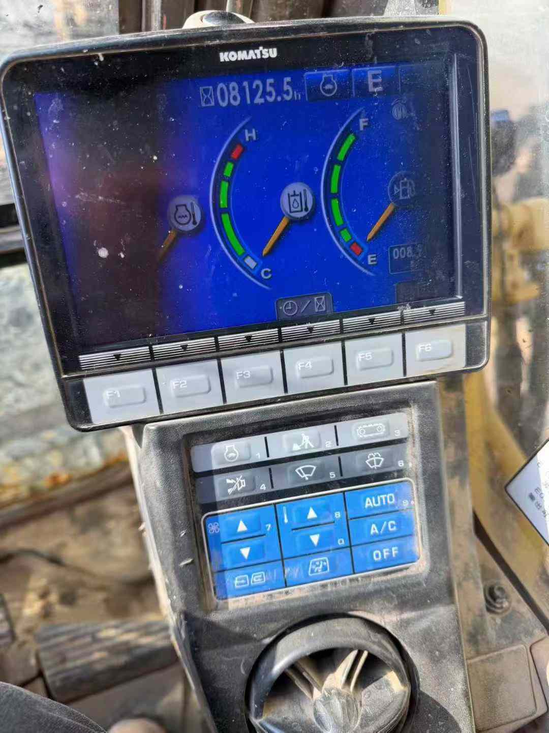 Used Komatsu PC60-8 Excavator 2018 Model / 8