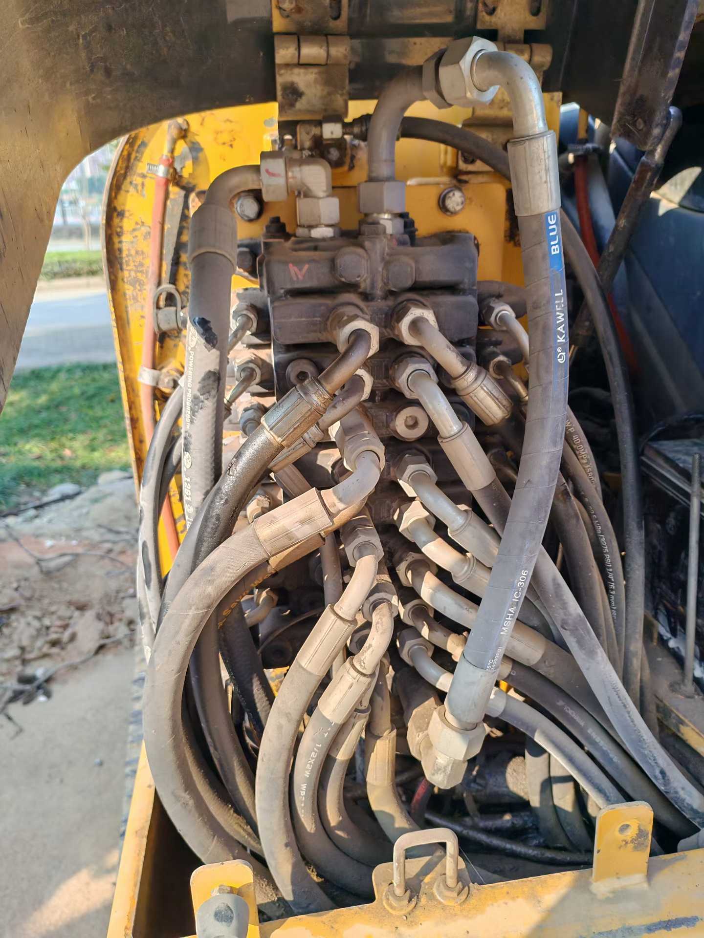 Used XCMG XE60 Excavator 2016 Model / 3