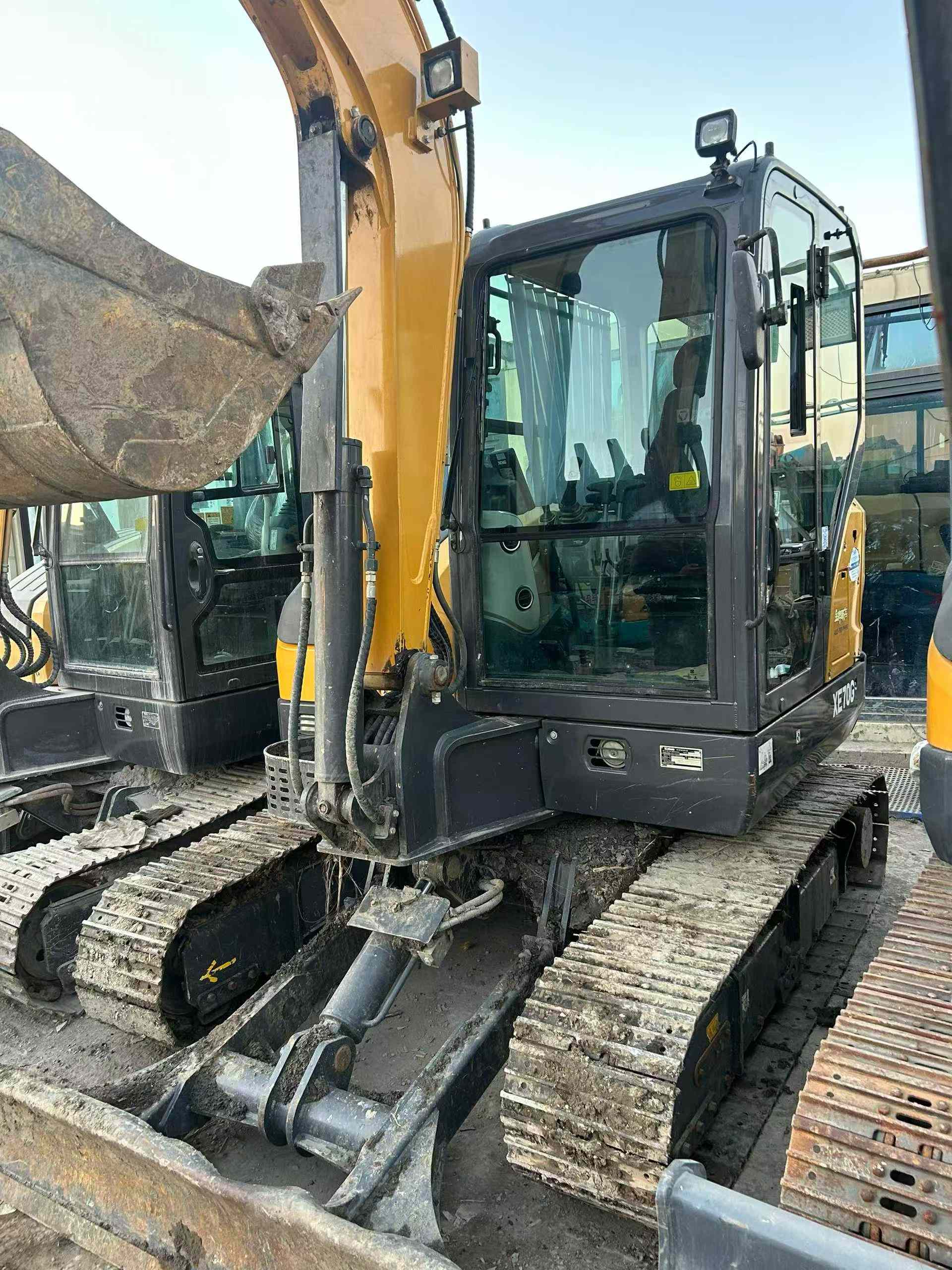 Used XCMG LW200 Excavator 2024 Model / 8